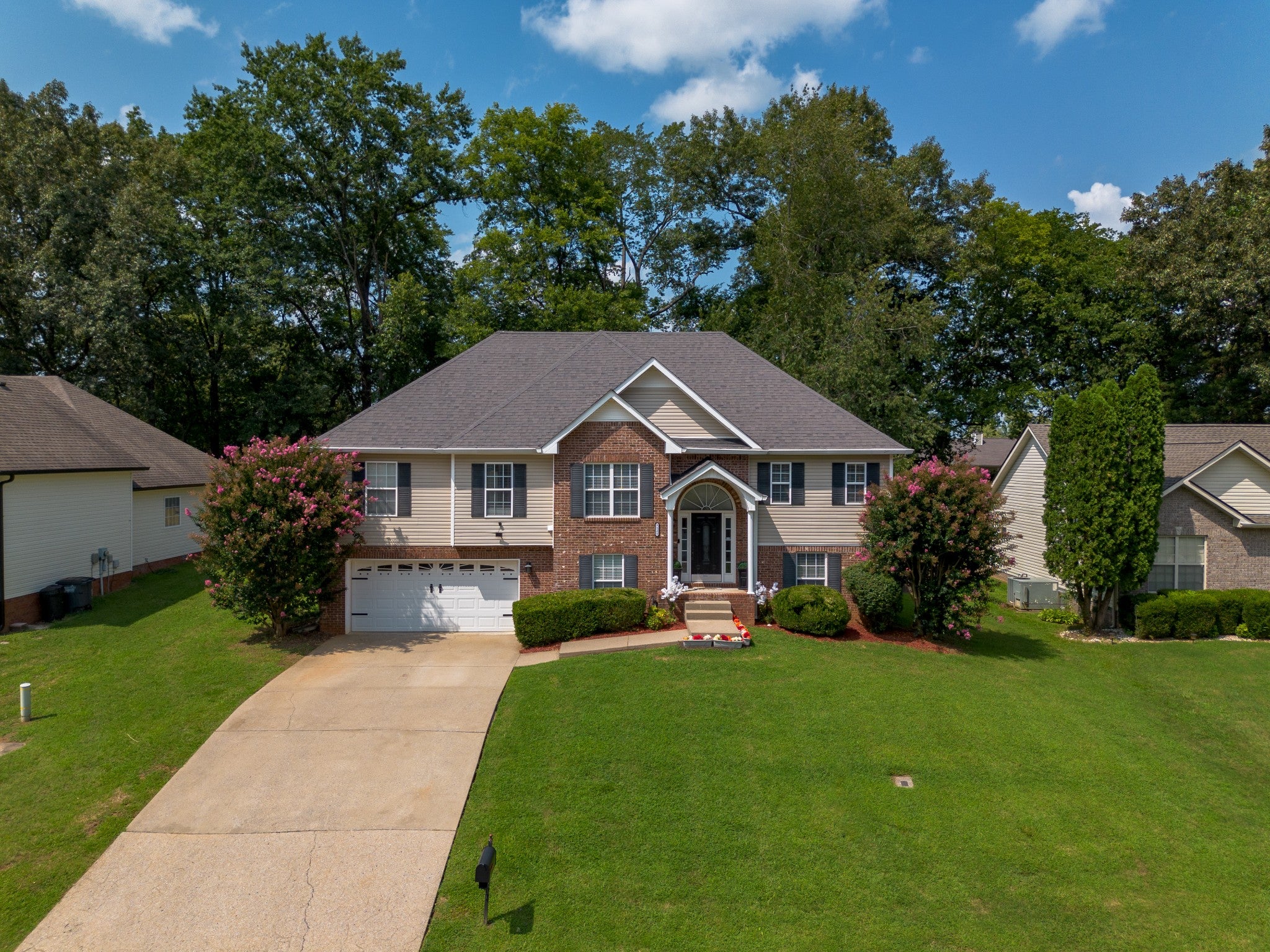 3121 Holly Pt