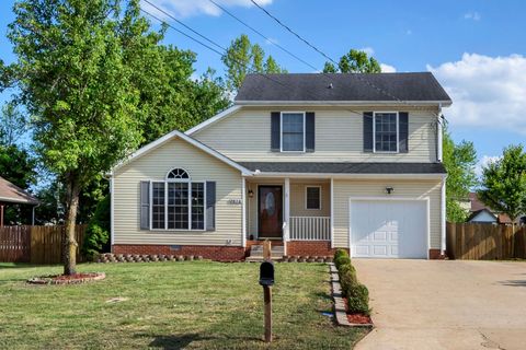 2636 Denver Ct Clarksville TN 37040