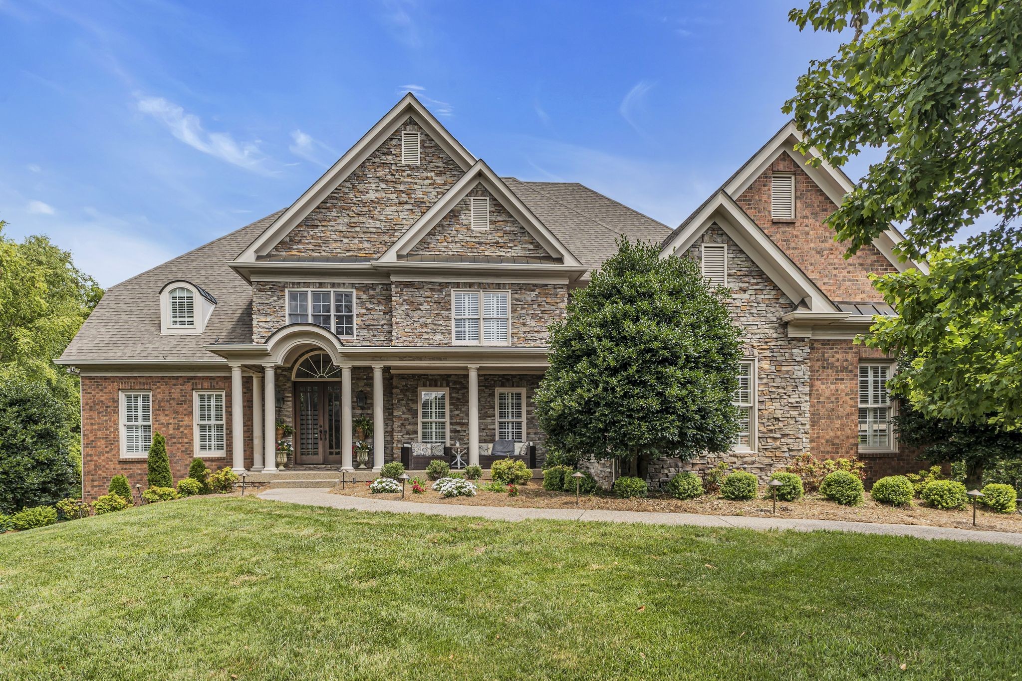 8218 Holly Road