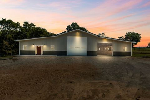 950 Old Agnew Rd Pulaski TN 38478