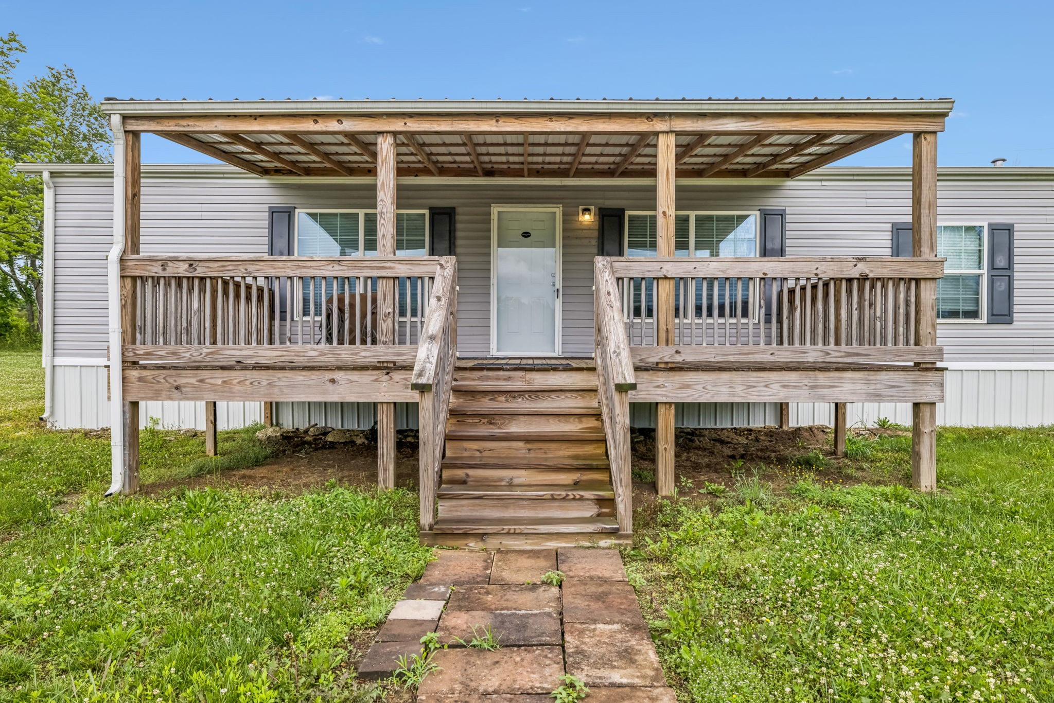 280 Kingdom Rd