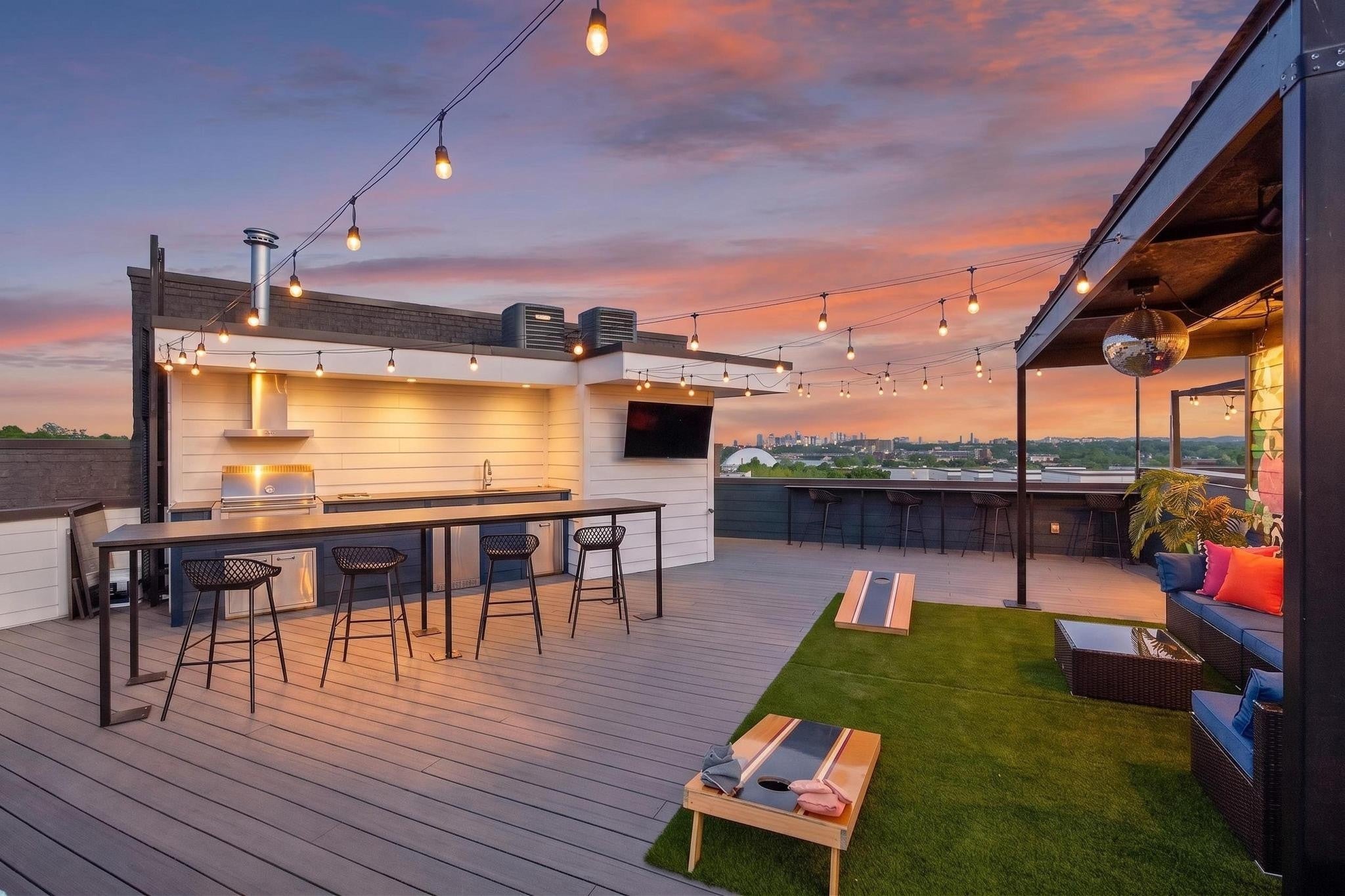 4-bed listing at 1000 W Trinity Ln A, Nashville