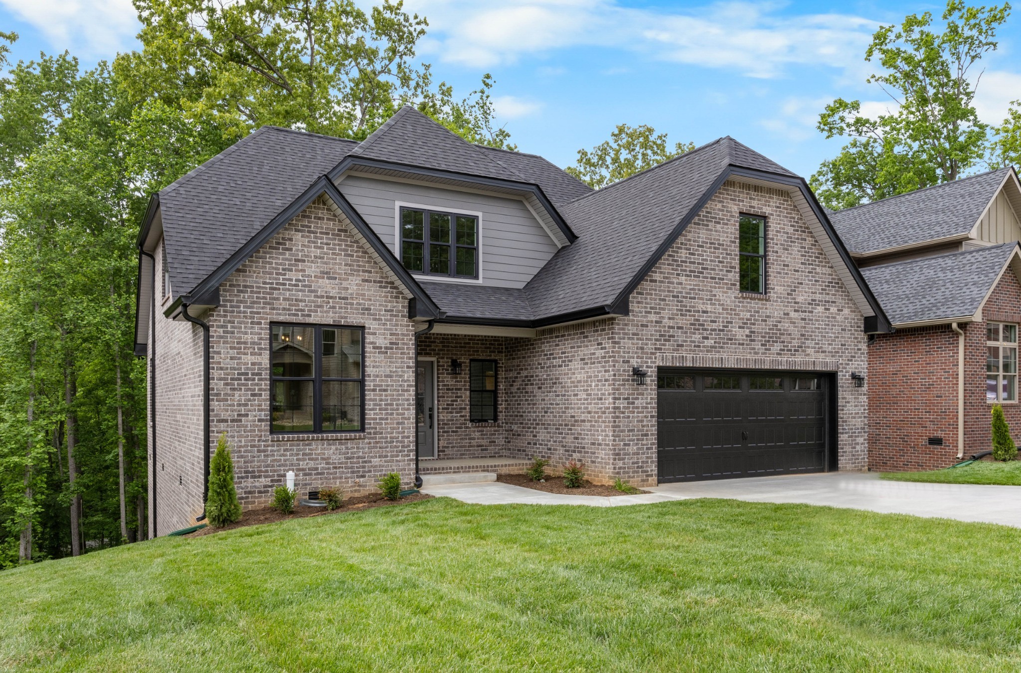 220 Birnam Wood Trace