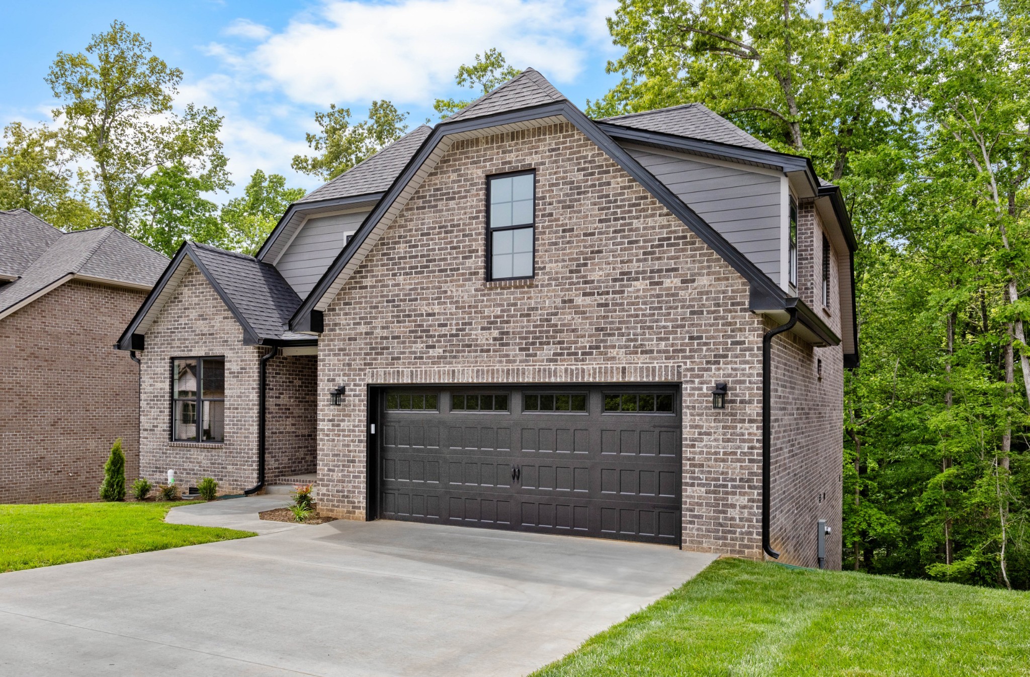 220 Birnam Wood Trace