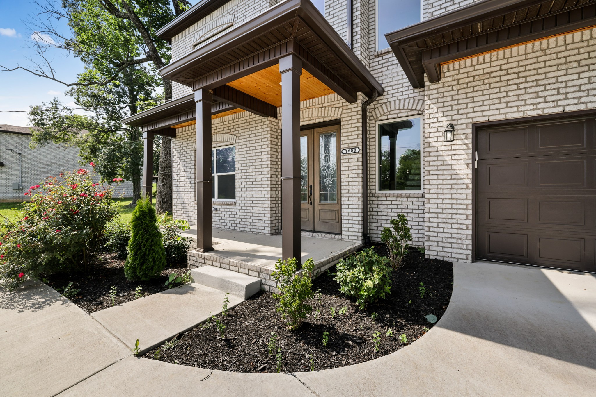 1800 W Main St