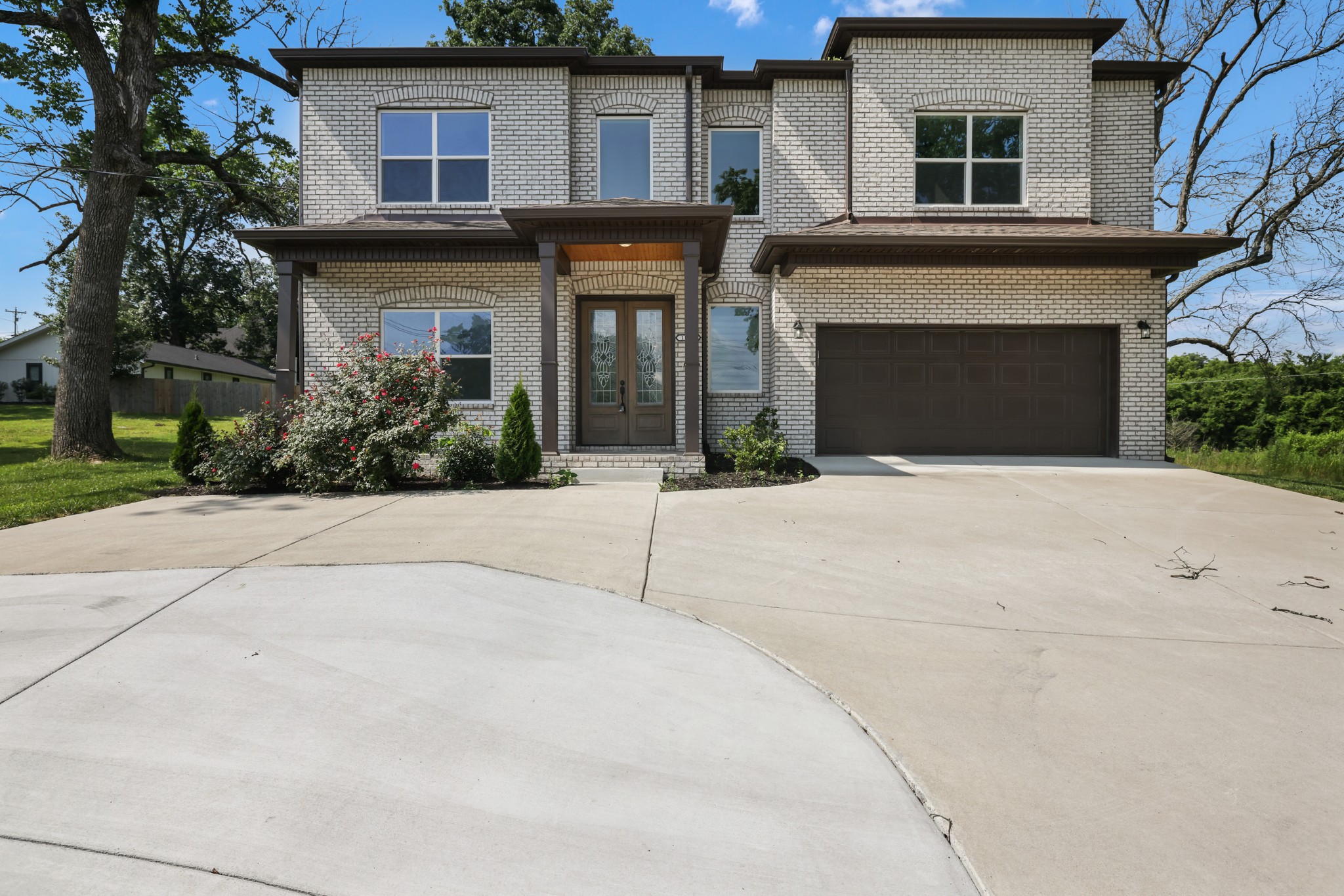 1800 W Main St