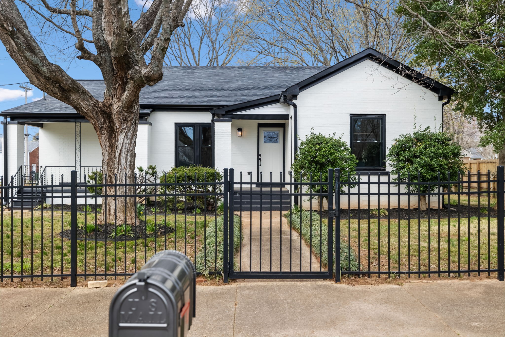 Listing image 1