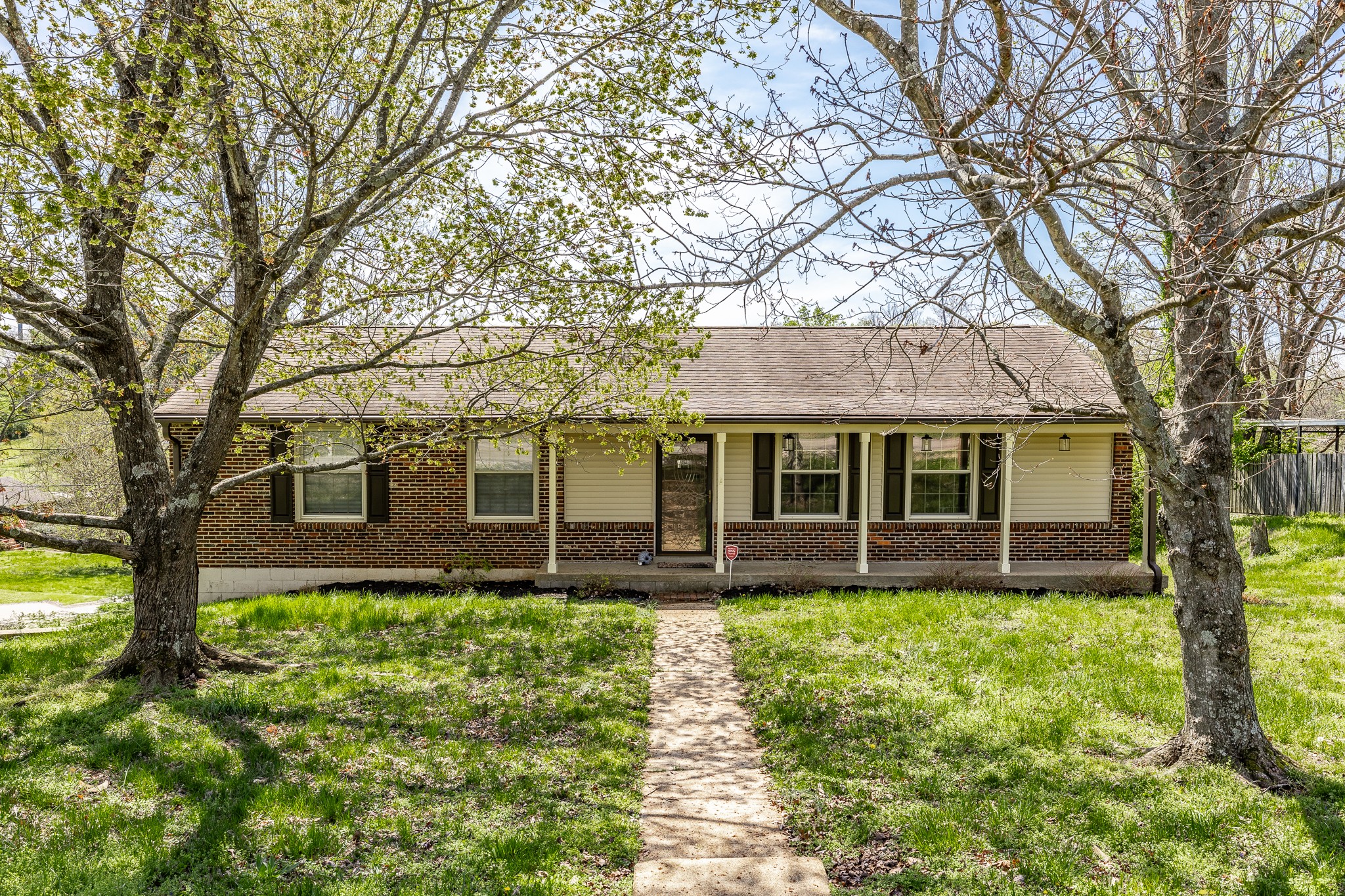 3046 Jenry Dr