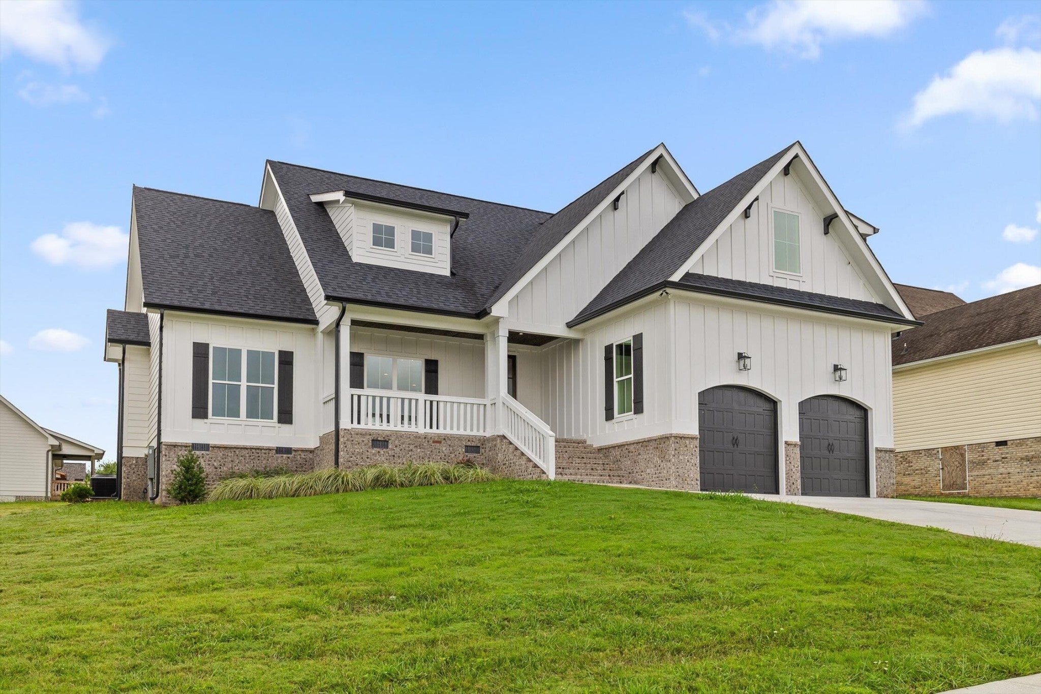 162 Bending Oak Drive
