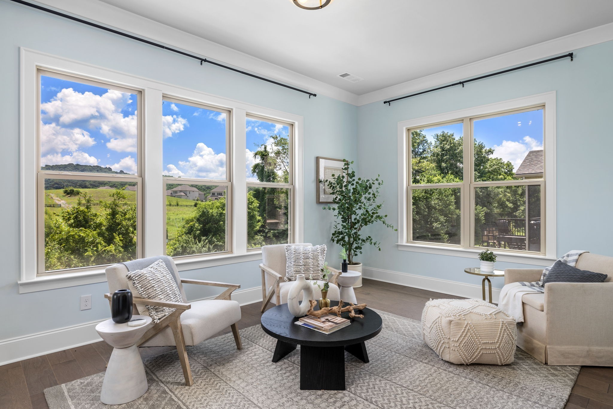 Franklin, Tennessee, 37067, United States, 6 Bedrooms Bedrooms, ,6 BathroomsBathrooms,Residential,Active,2045003