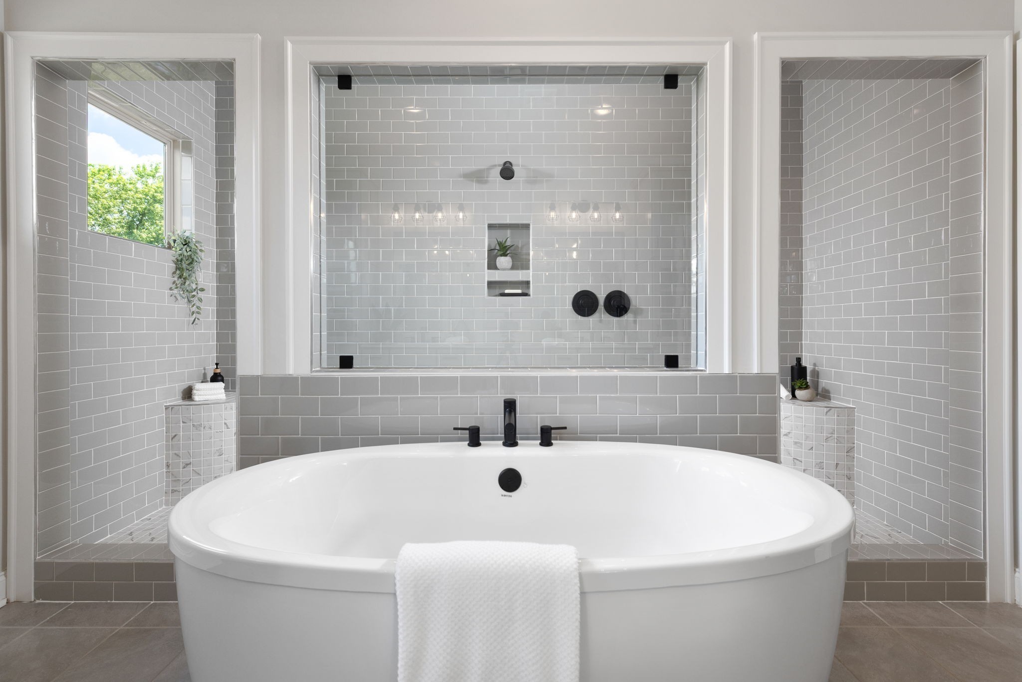 Franklin, Tennessee, 37067, United States, 6 Bedrooms Bedrooms, ,6 BathroomsBathrooms,Residential,Active,2045003
