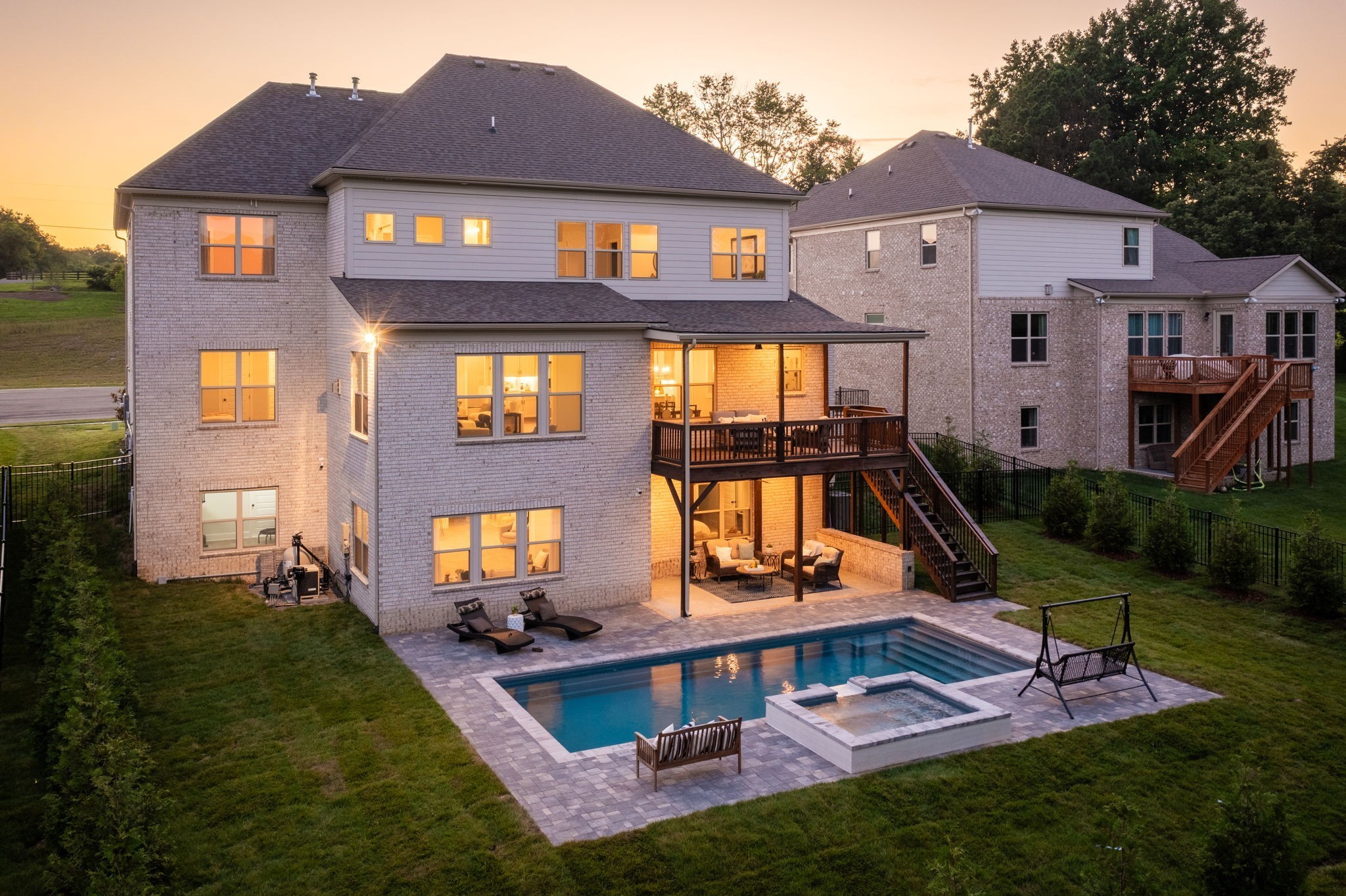 3544 Barnsley Ln