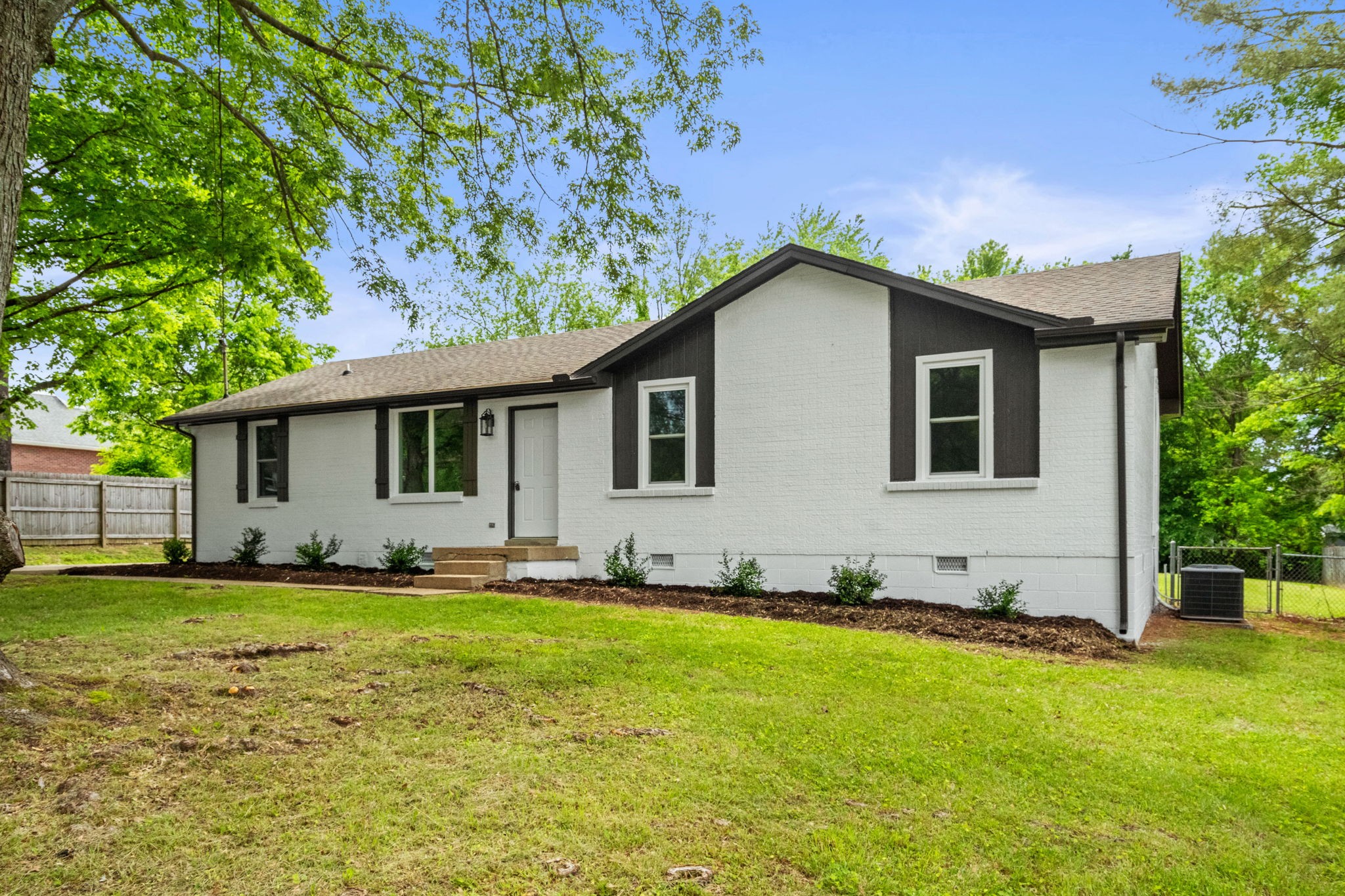 700 Hickerson Dr