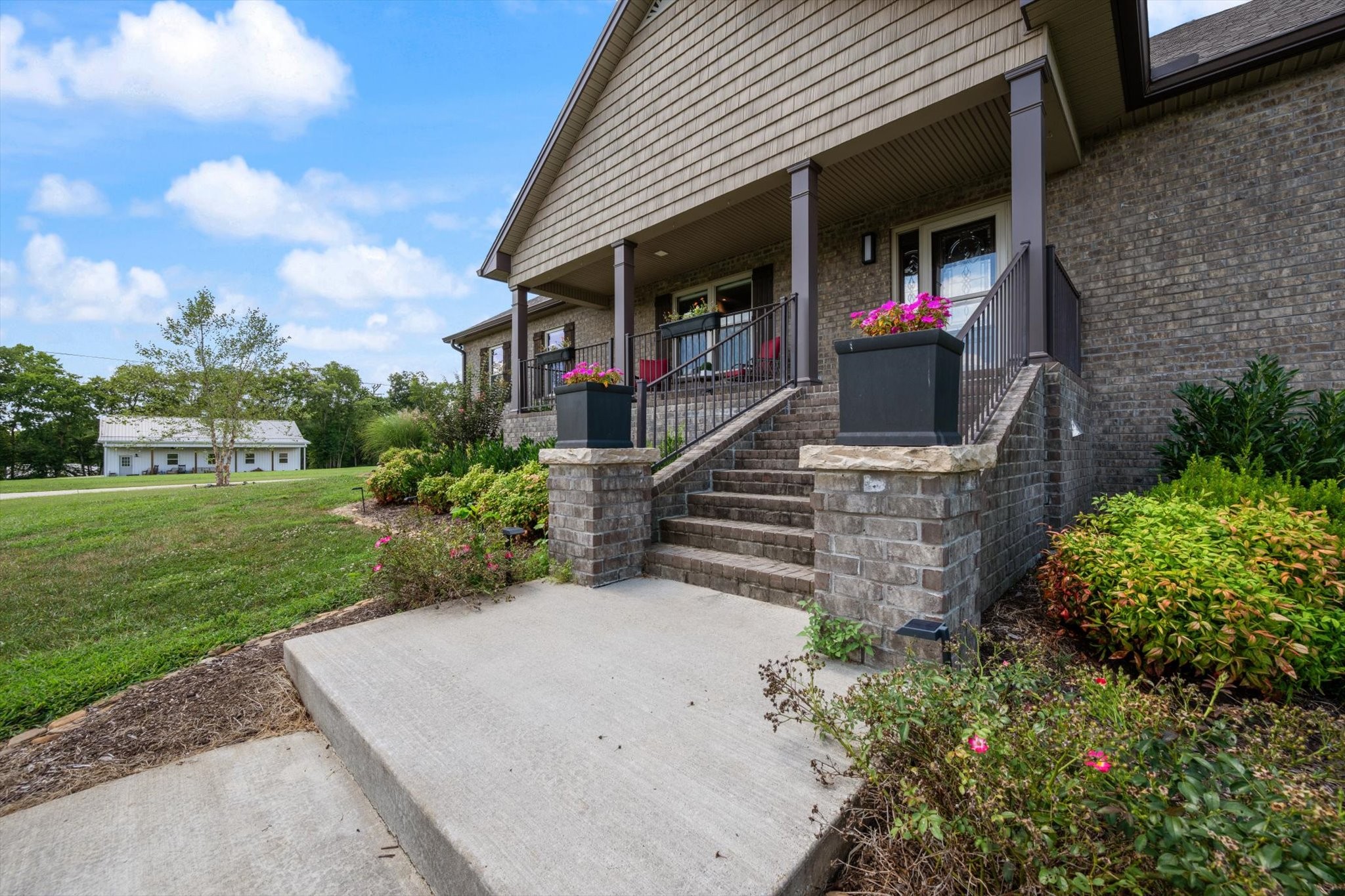 133 Greenfield Ln