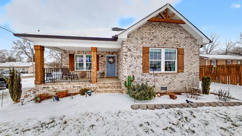 1093 Main St Greenbrier TN 37073