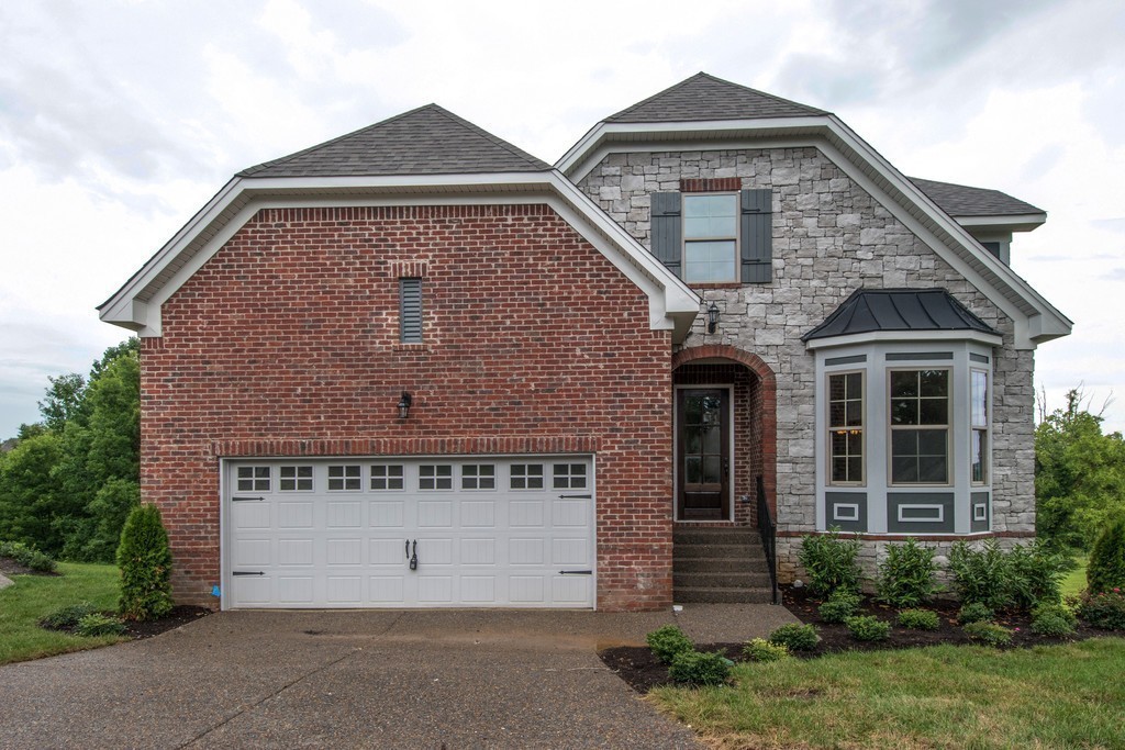 705 Harpeth Knoll Ct