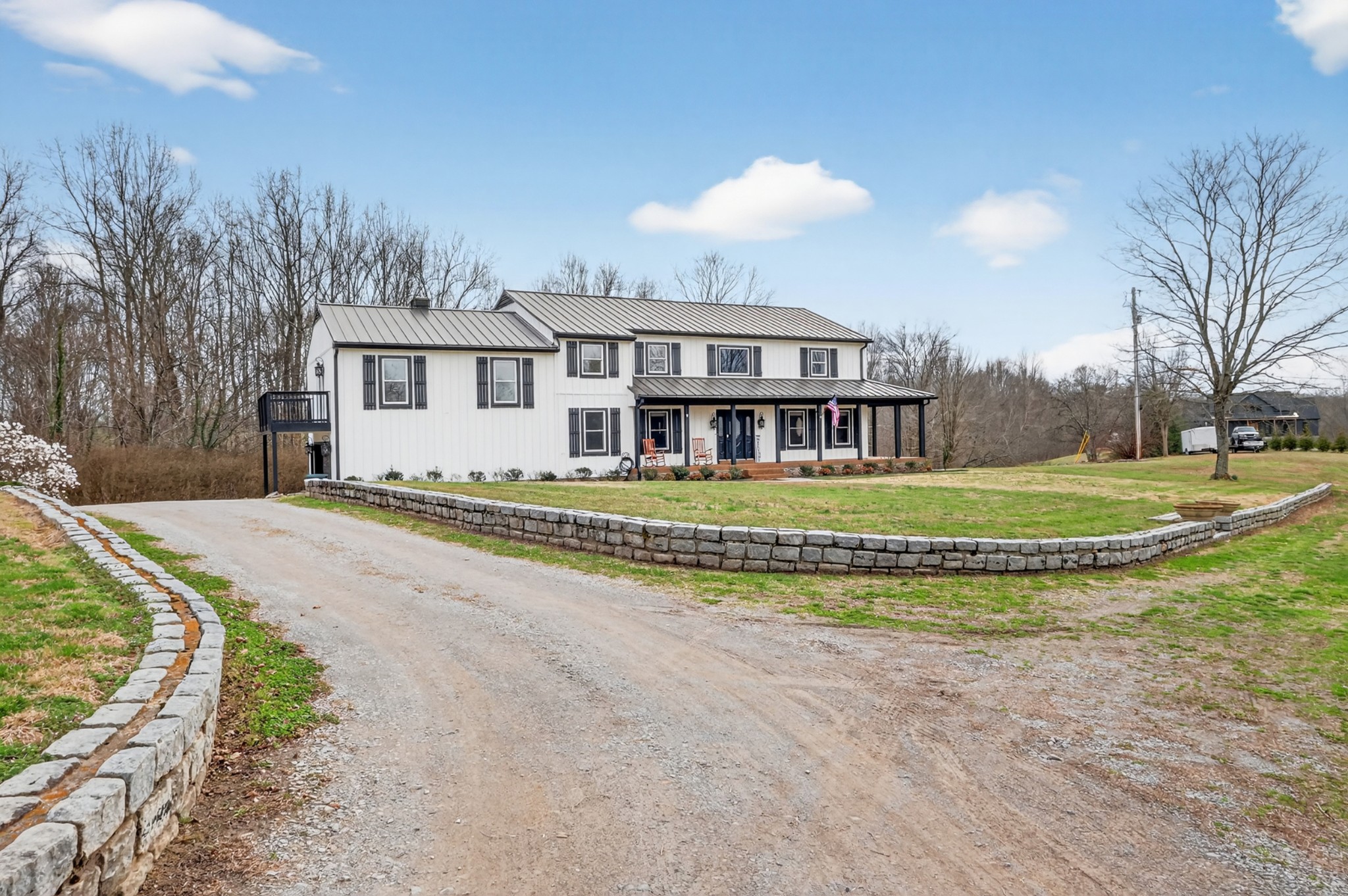 7255 Hall Rd