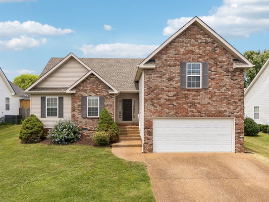 4008 KRISTEN ST, SPRING HILL, TN 37174 - Image 0784c8fe1203da8b2d85467b5b439a8a/3988179828