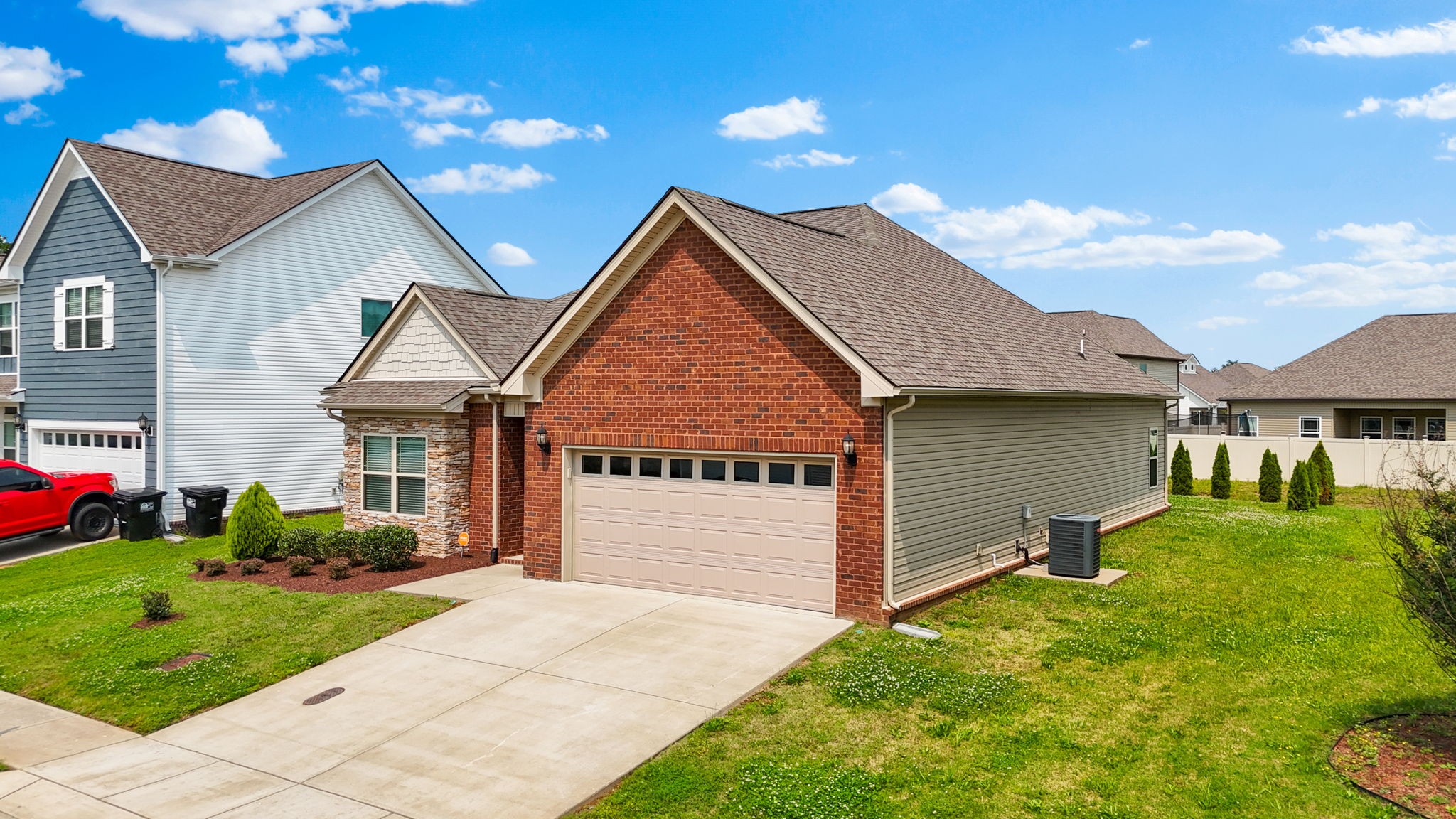 2328 Shafer Dr