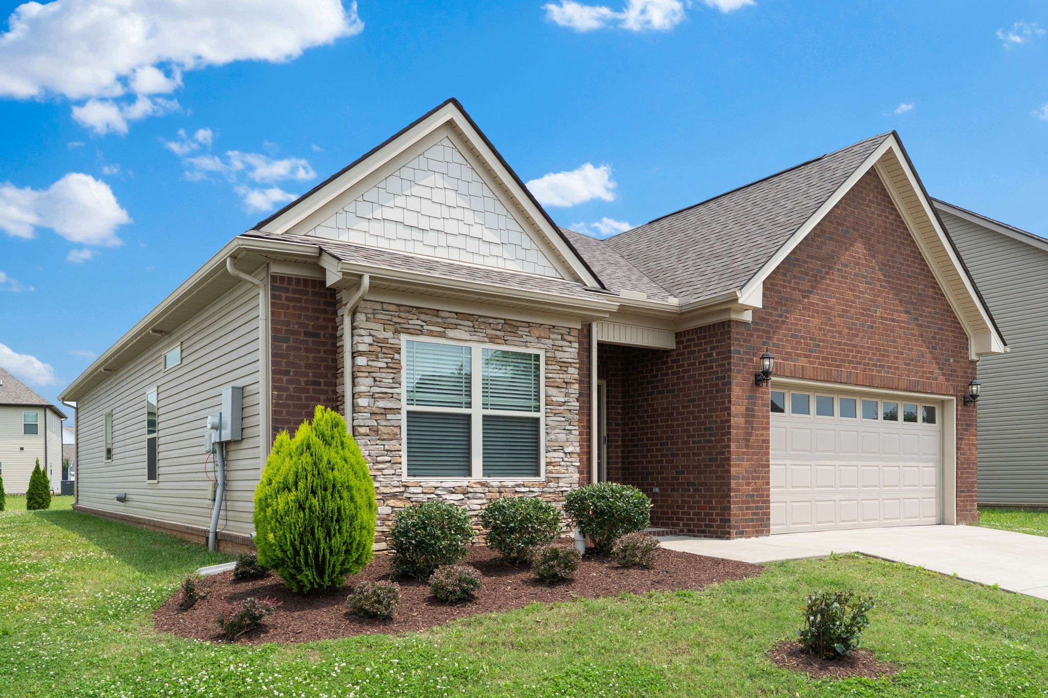 2328 Shafer Dr