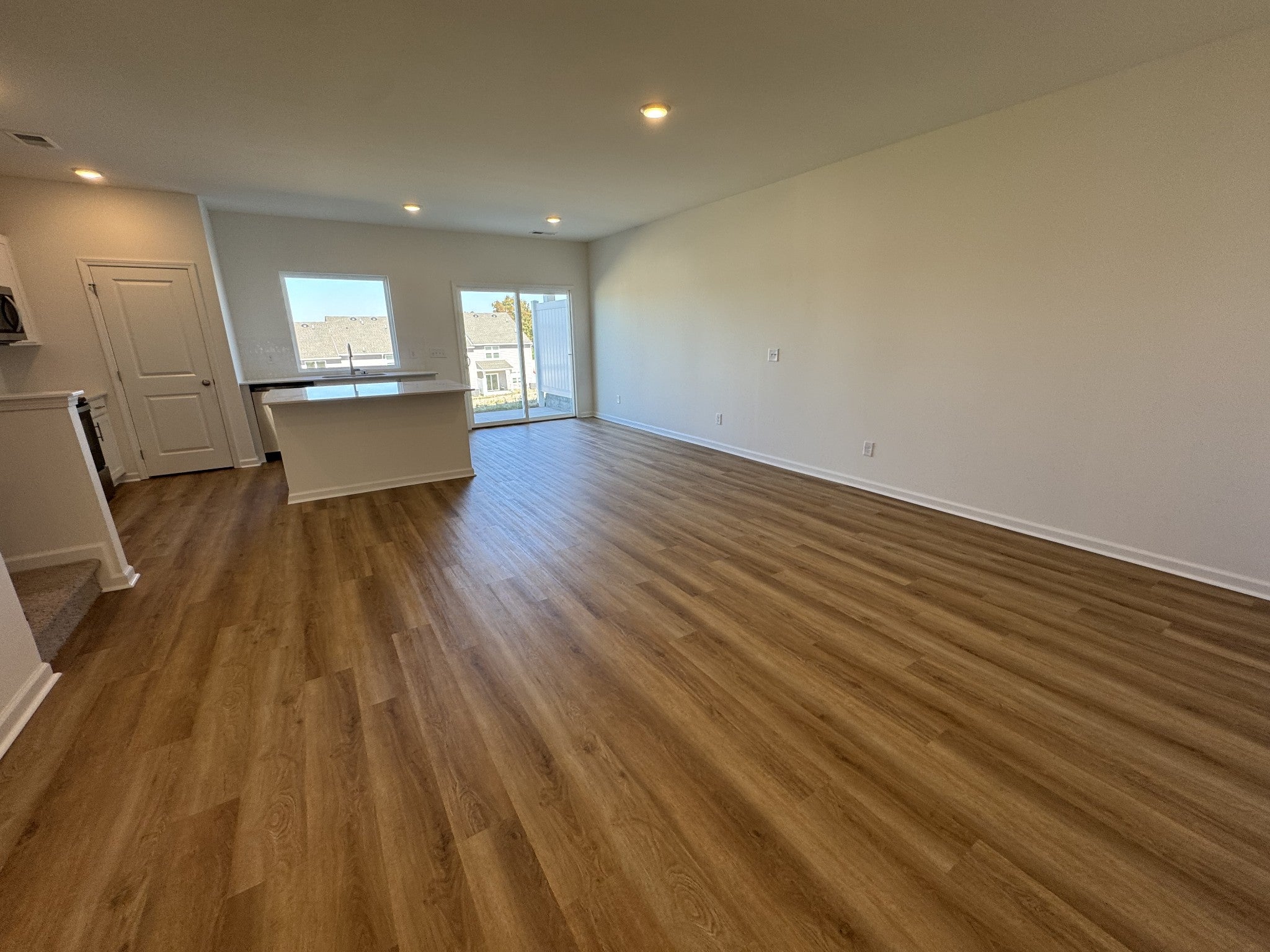 2321 Juneau Ln