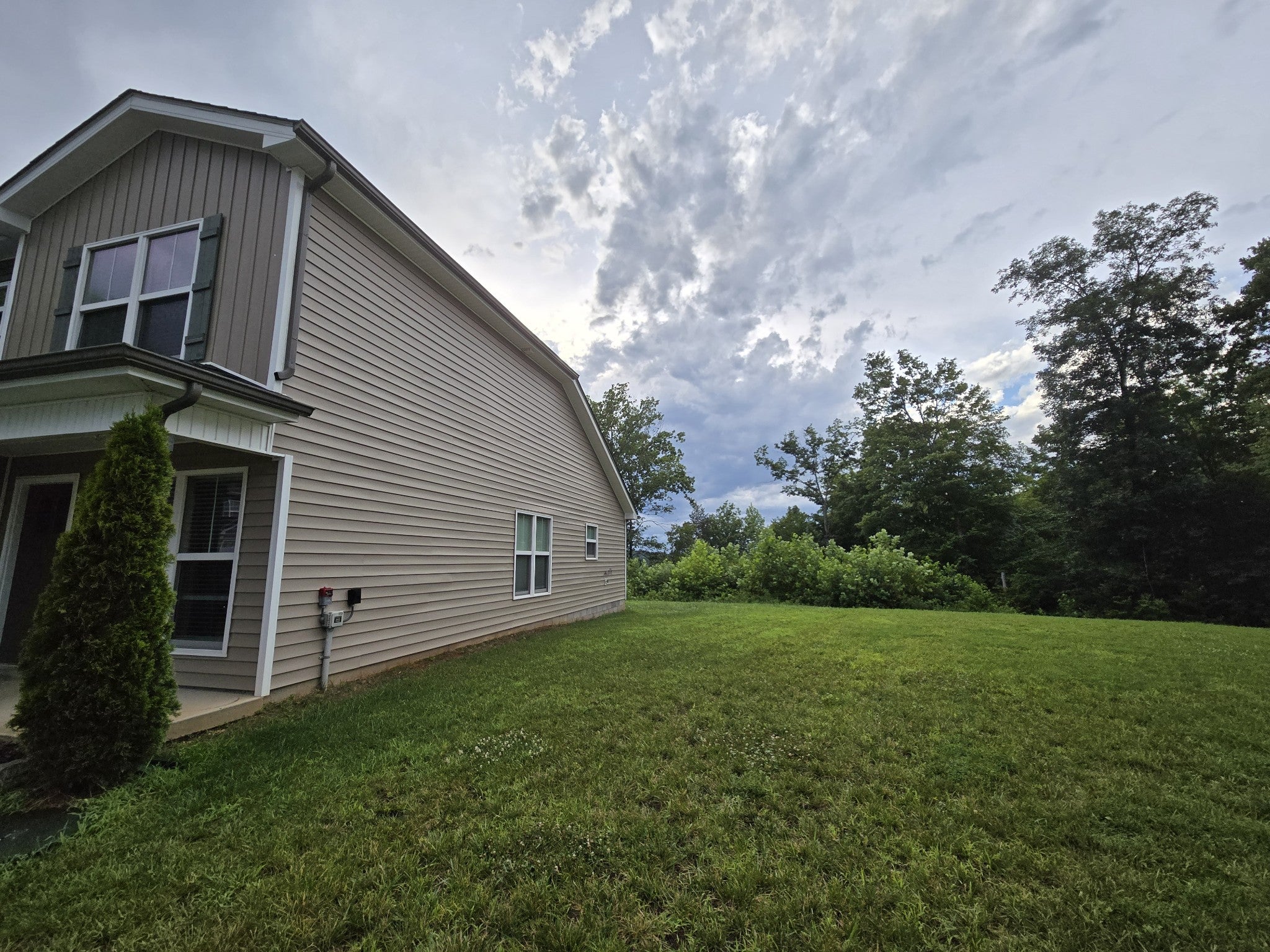 1176 Cottonwood Dr