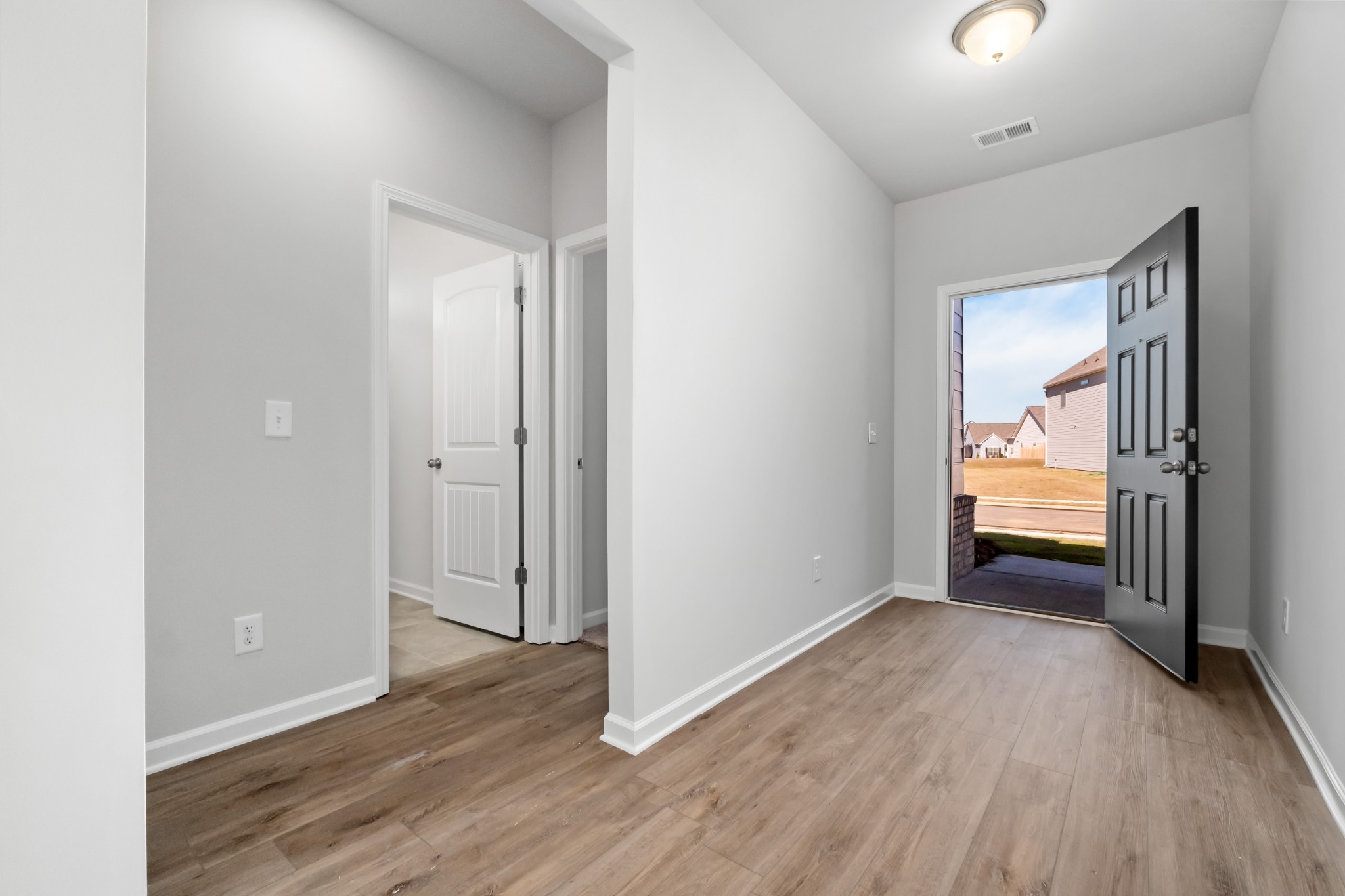 1234 Idell Court