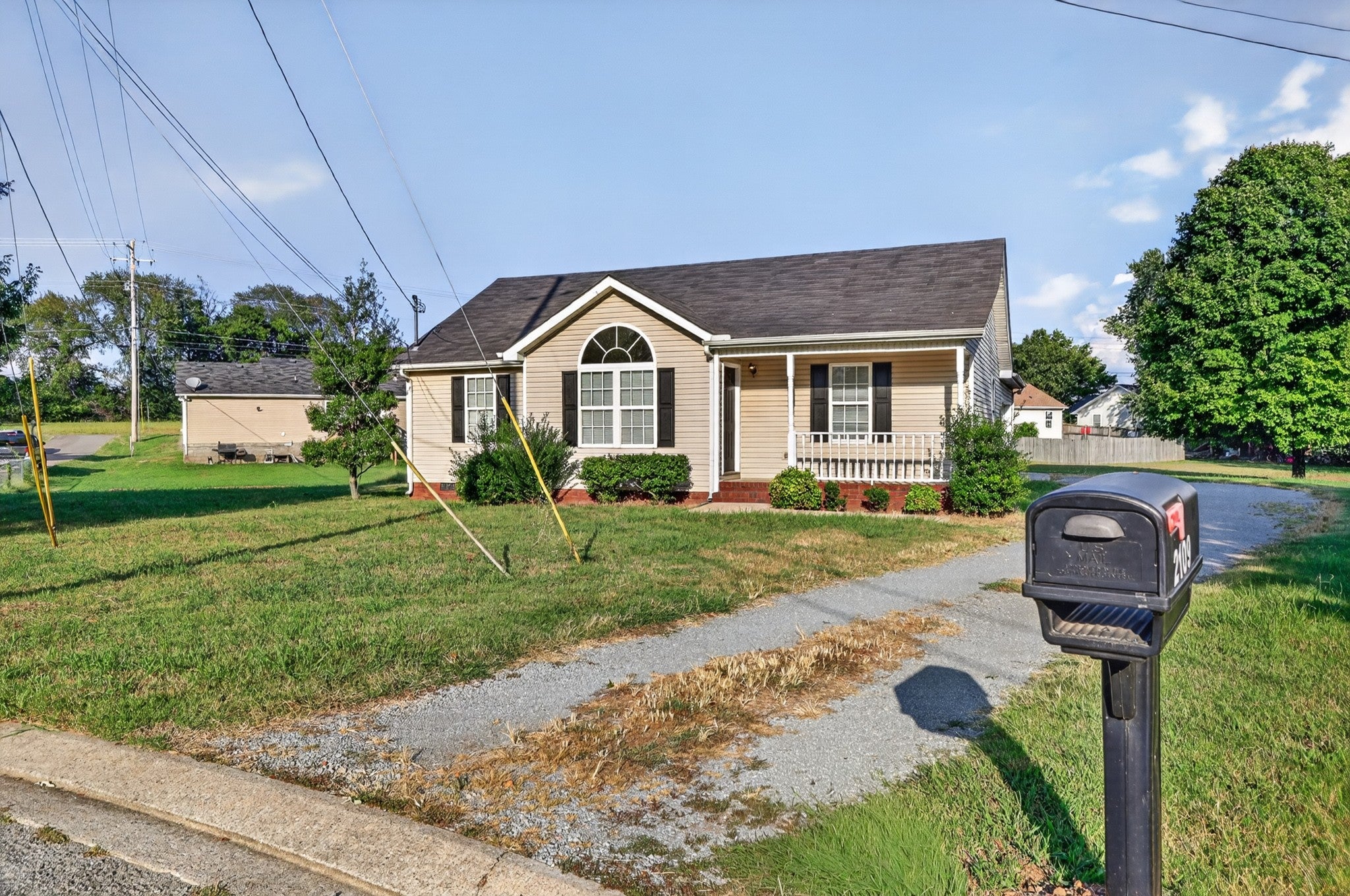 2109 Dothan Dr