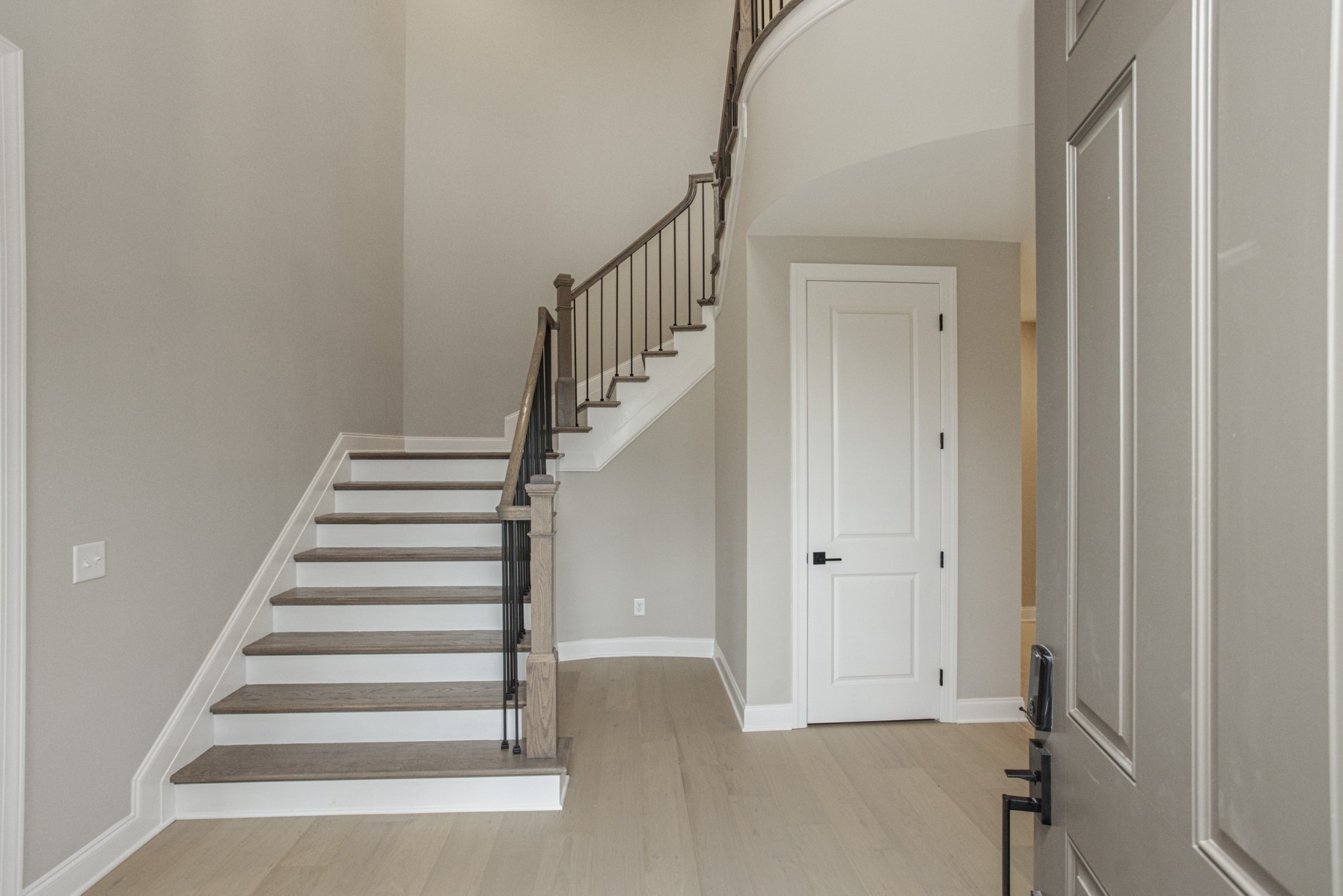 5963 Hunt Valley Drive