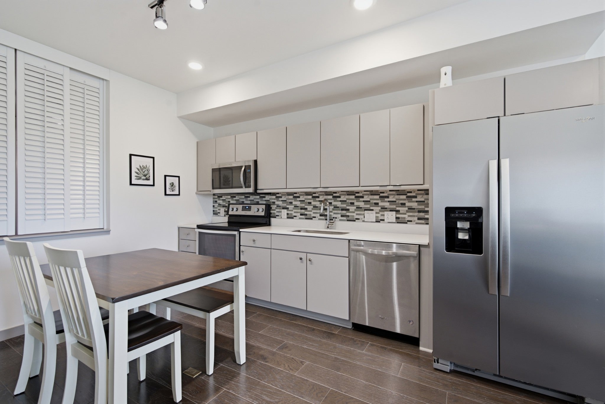 400 Herron Dr 309