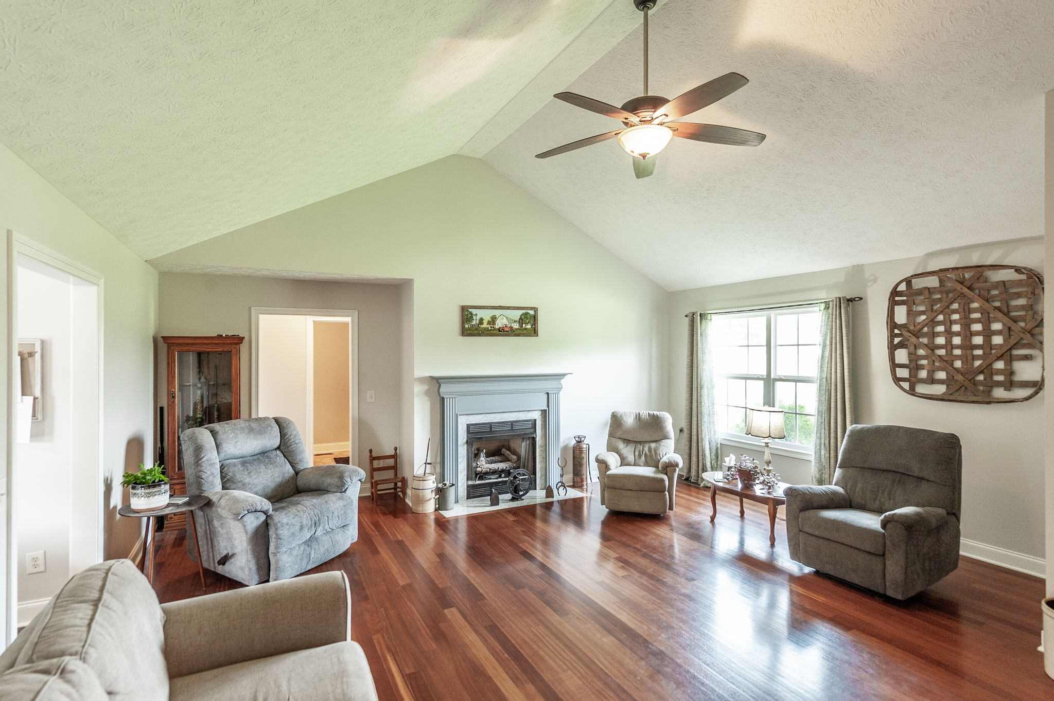 128 Old Fountain Head Rd
