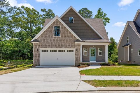 Photo of 1872 Oakvale Drive, Chattanooga, TN 37421 (MLS # 3214359)