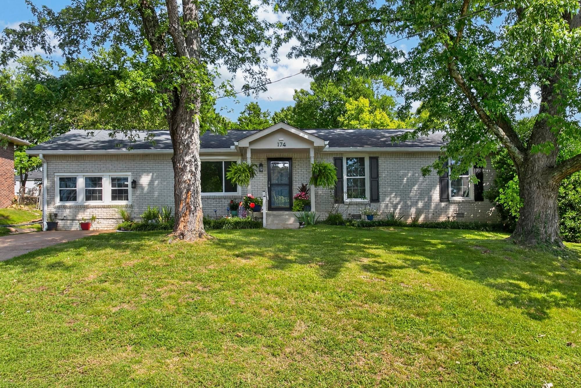 174 Brenda Ct