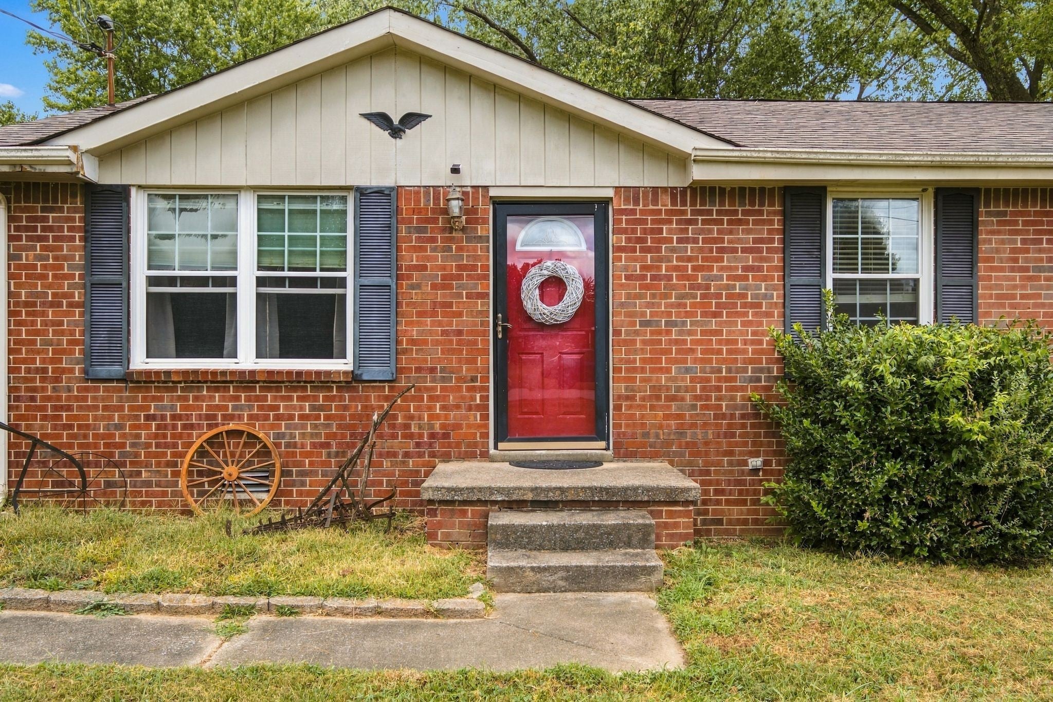 1494 Ridgewood Ct W