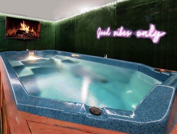 504 Cliff Cir