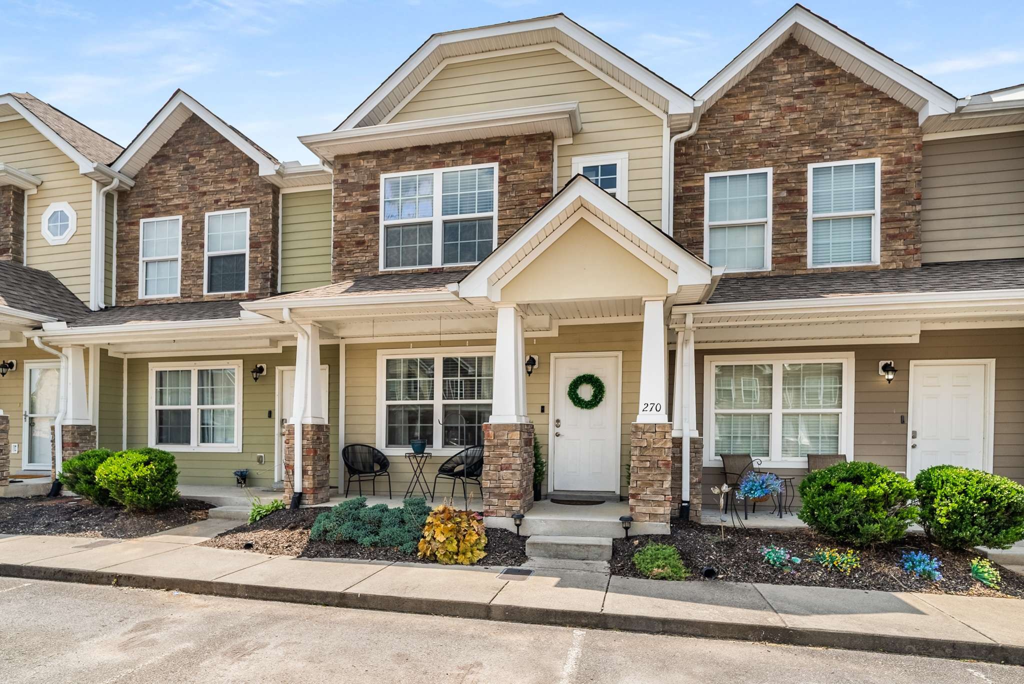 270 Cobblestone Place Dr