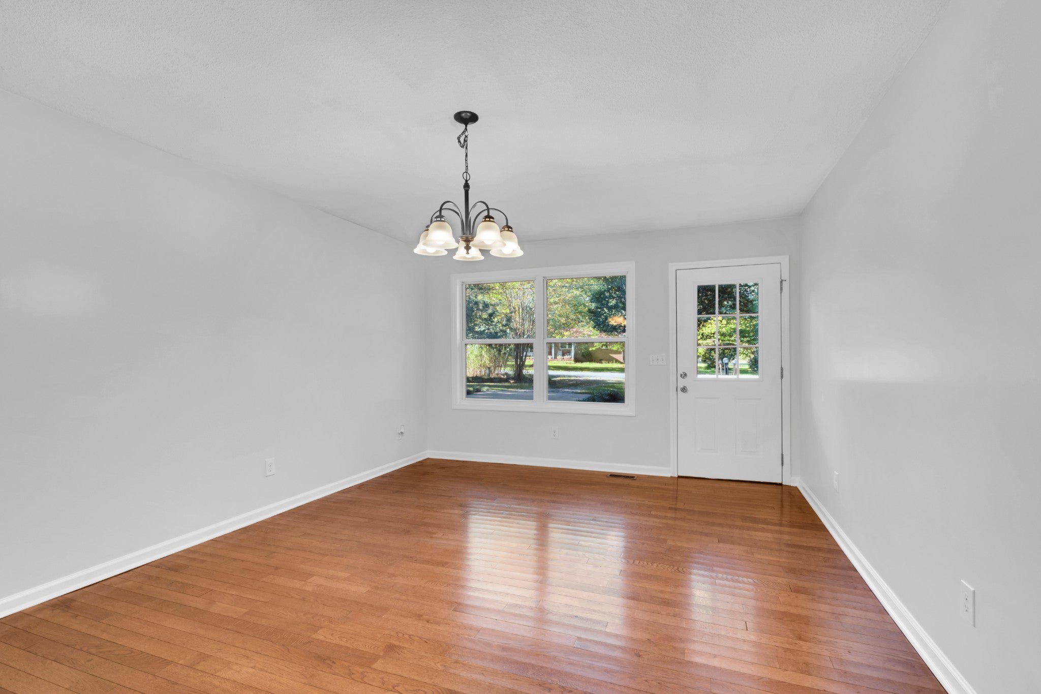 125 Dogwood Dr