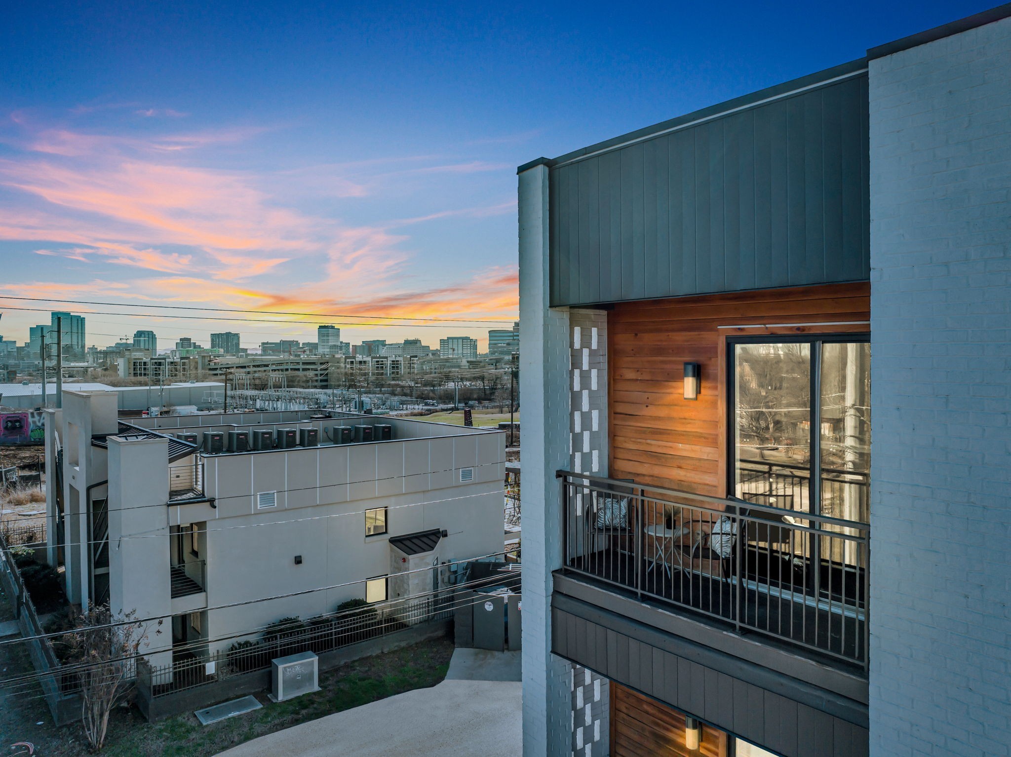 2519 Clifton Ave 303