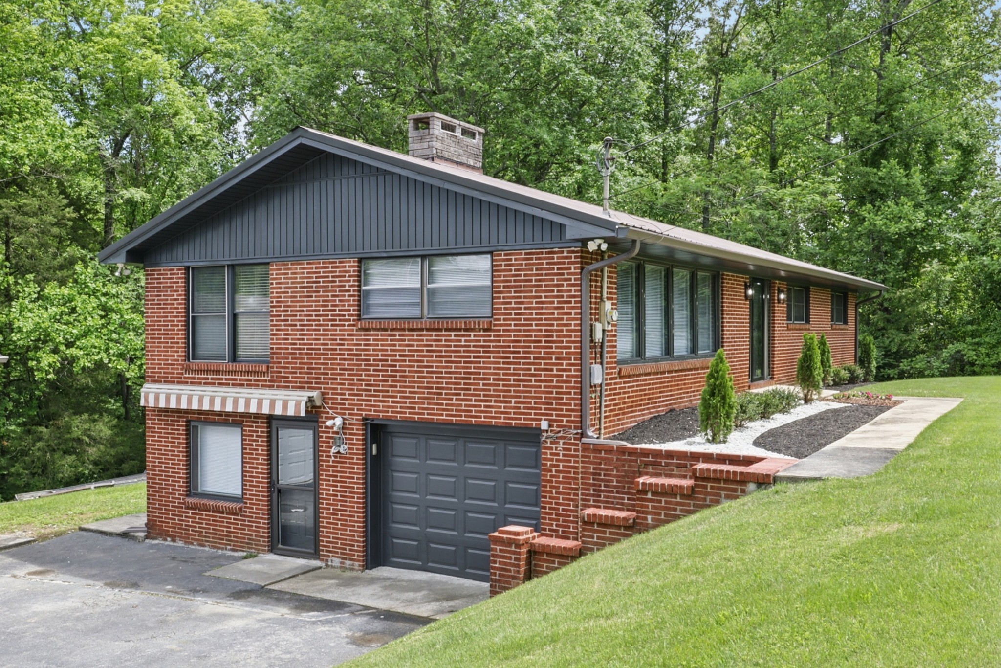 29 Old Shelbyville Rd