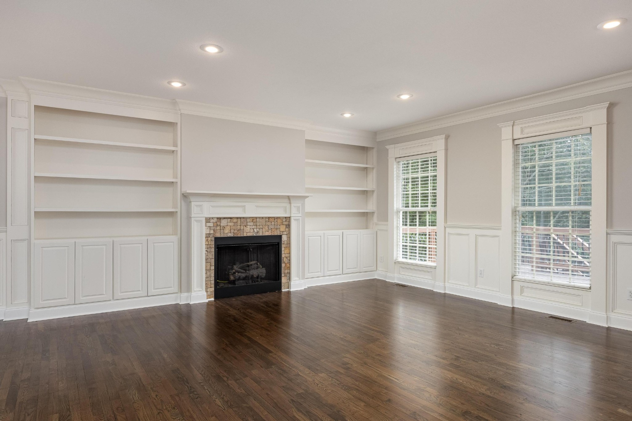 1514 Hawthorne Landing NW