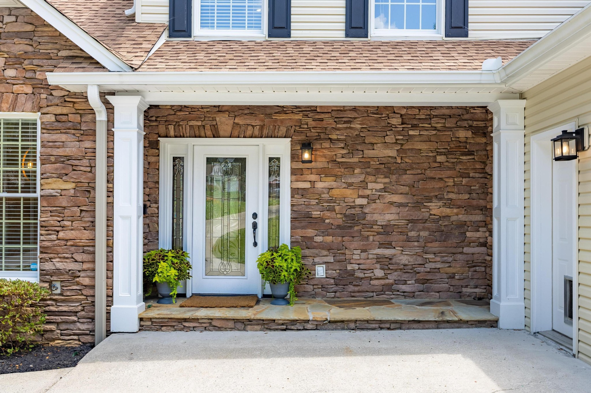 1514 Hawthorne Landing NW