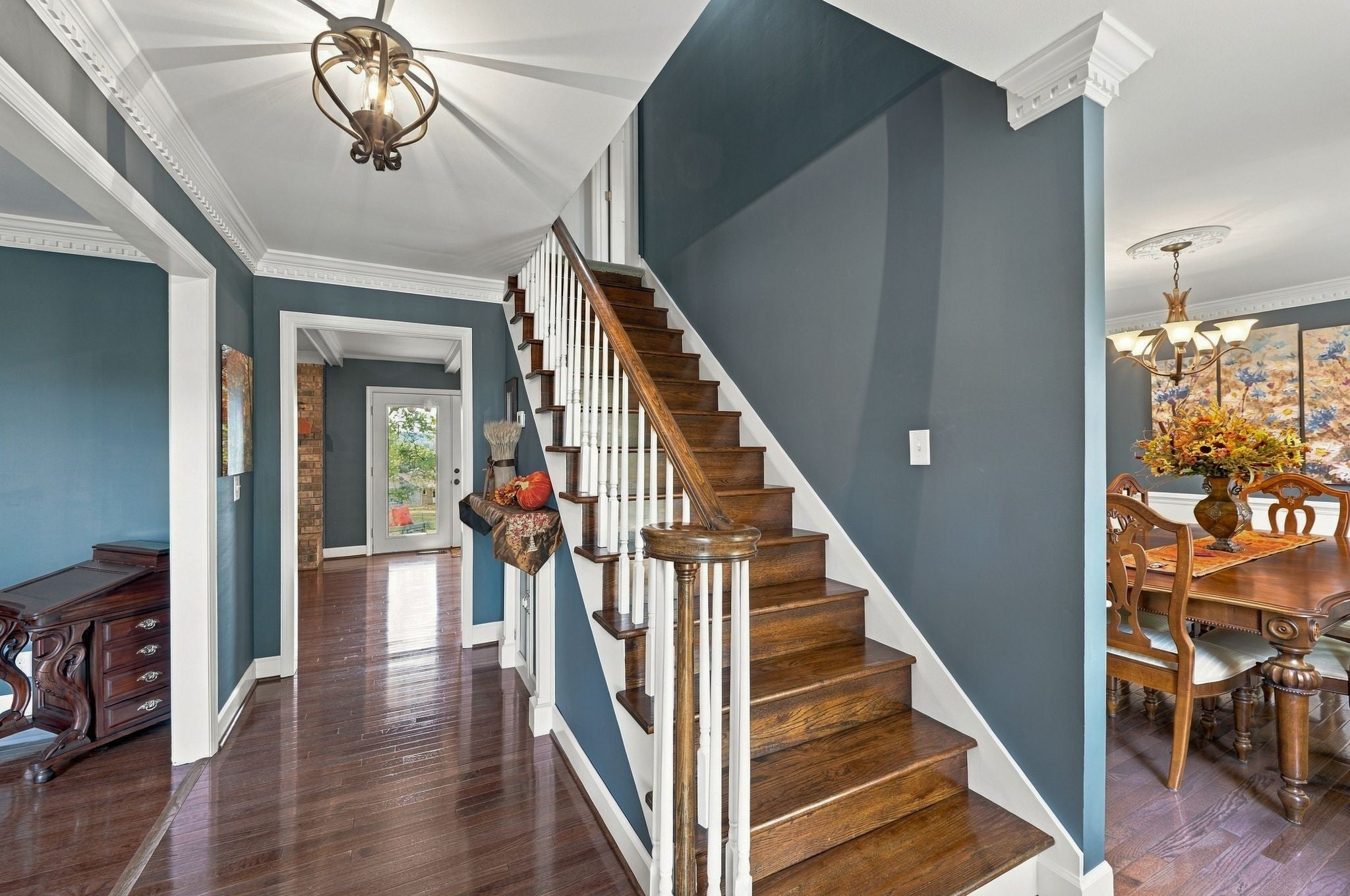 5629 Highland Way
