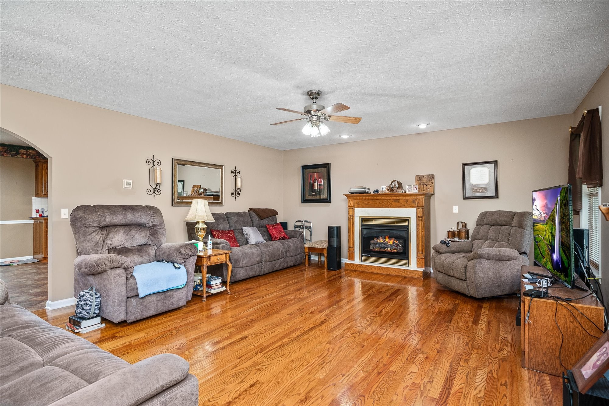 615 Fox Run Ln