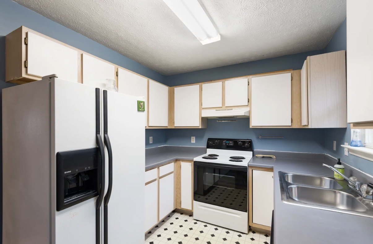 110 Waterview Dr