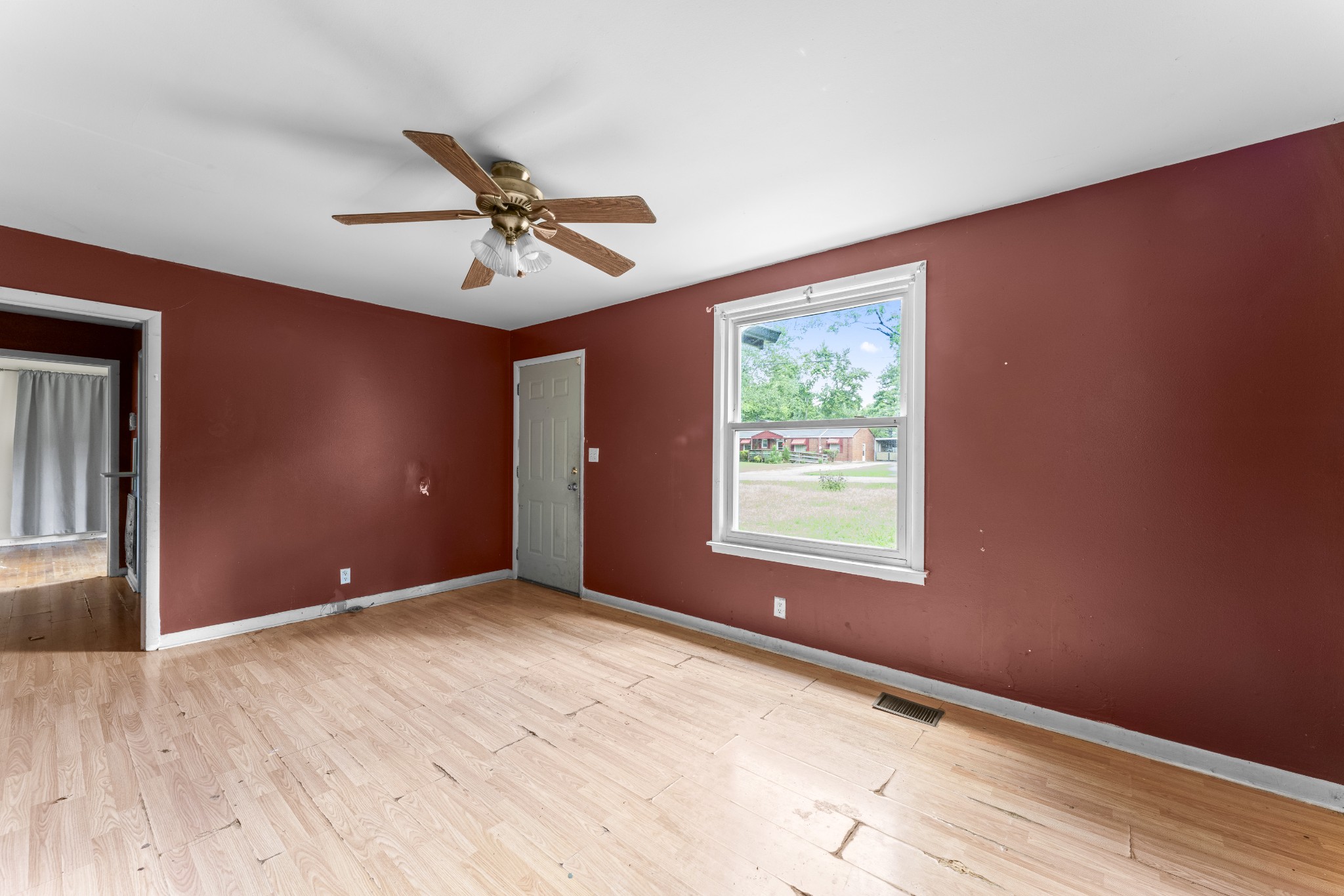1906 Gardner Dr