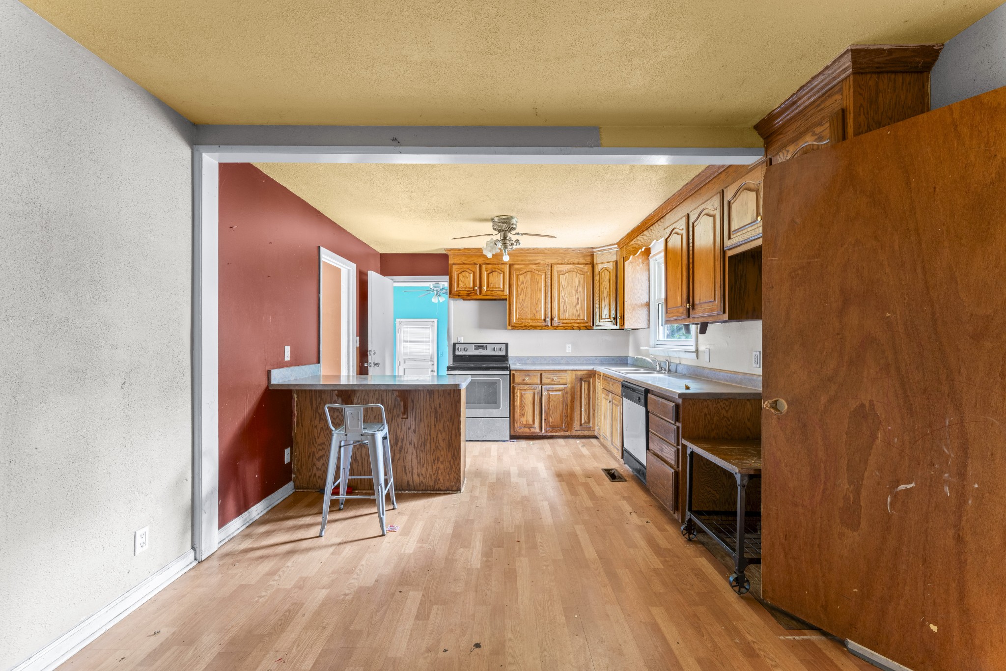 1906 Gardner Dr