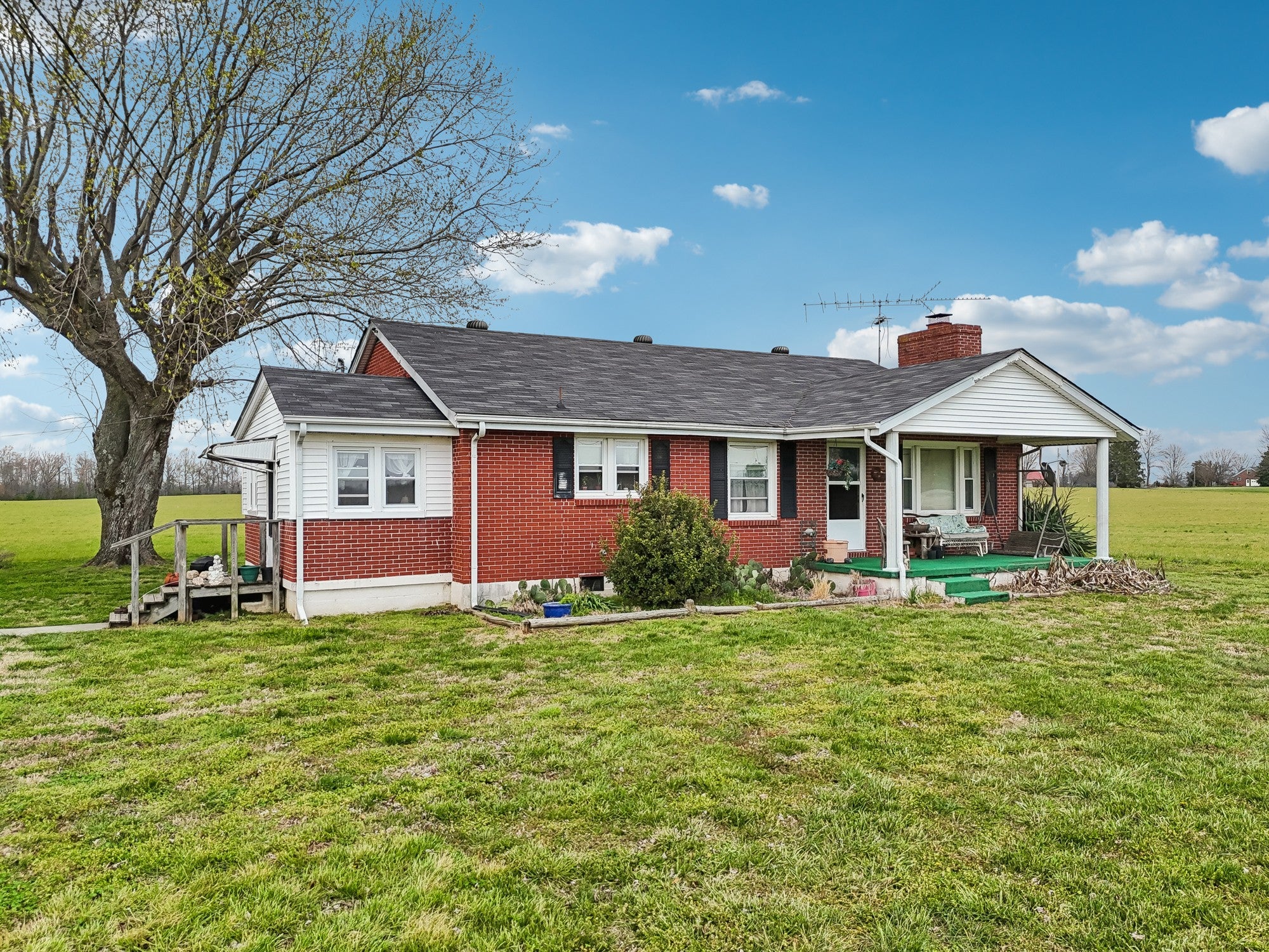 1786 Short Mountain Hwy