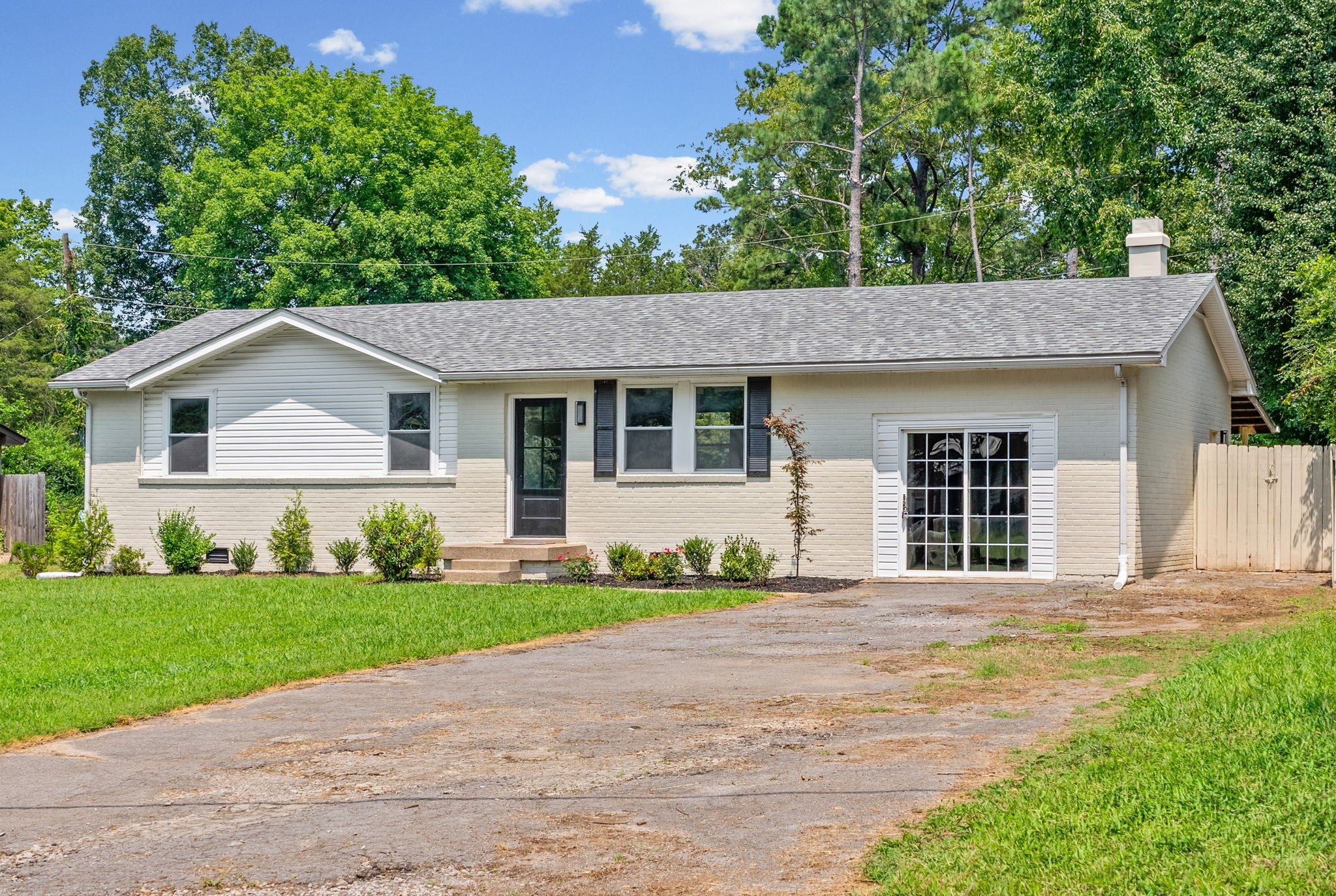 447 Appleton Dr