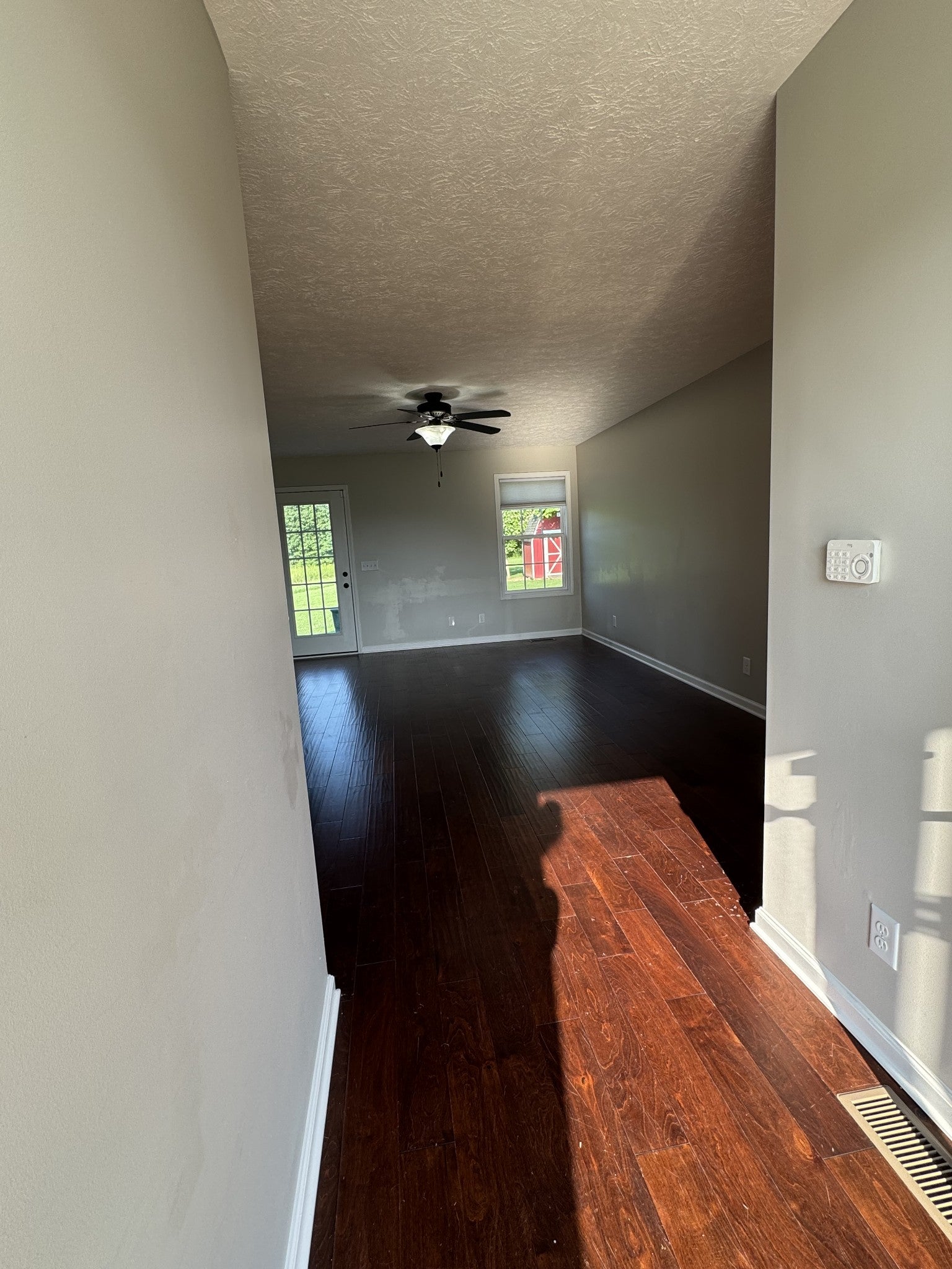 1062 Deasy Ln
