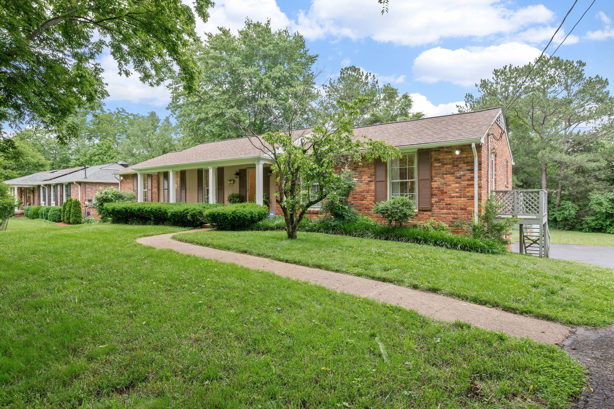 44 Vaughns Gap Rd